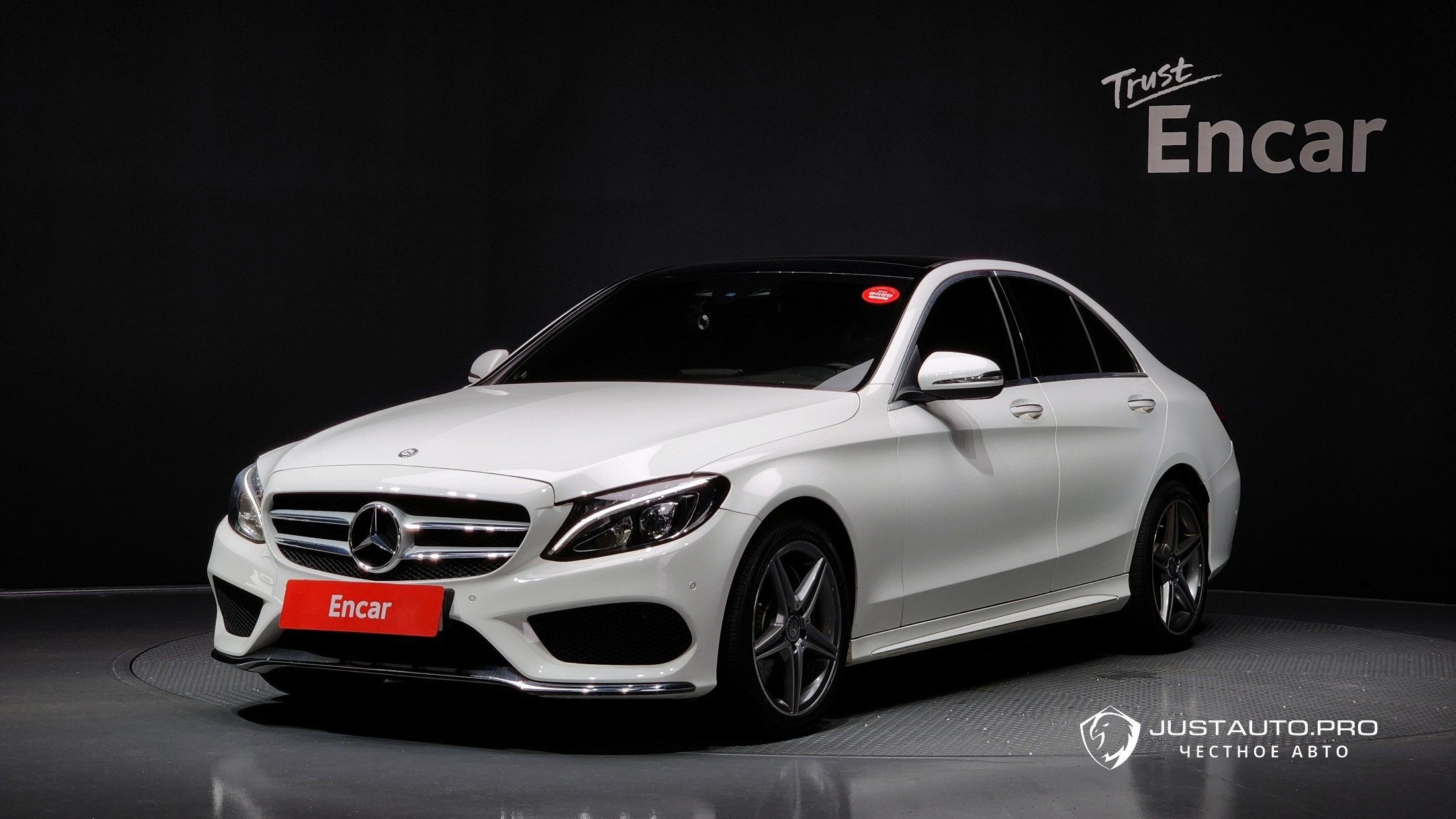 Автомобиль Mercedes-Benz C-Class