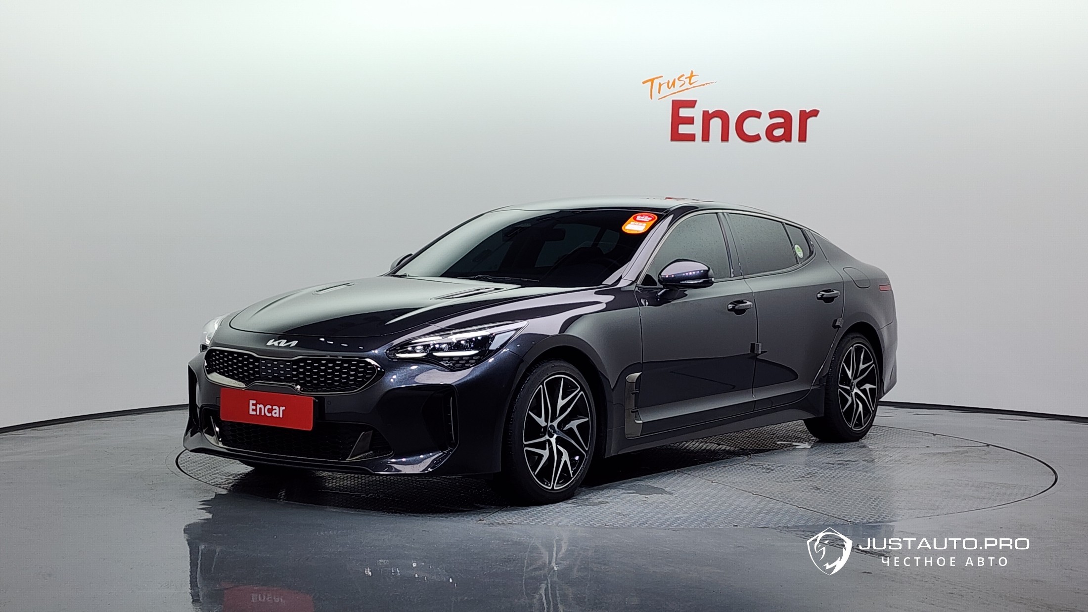 Автомобиль Kia Stinger