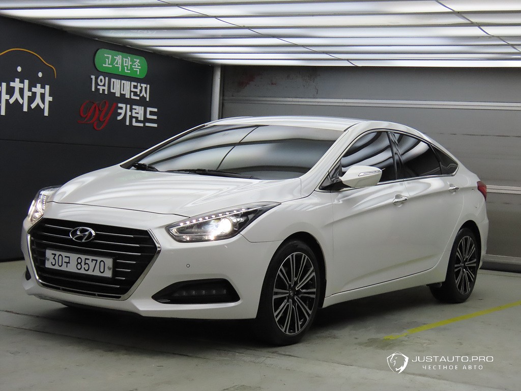 Автомобиль Hyundai i40