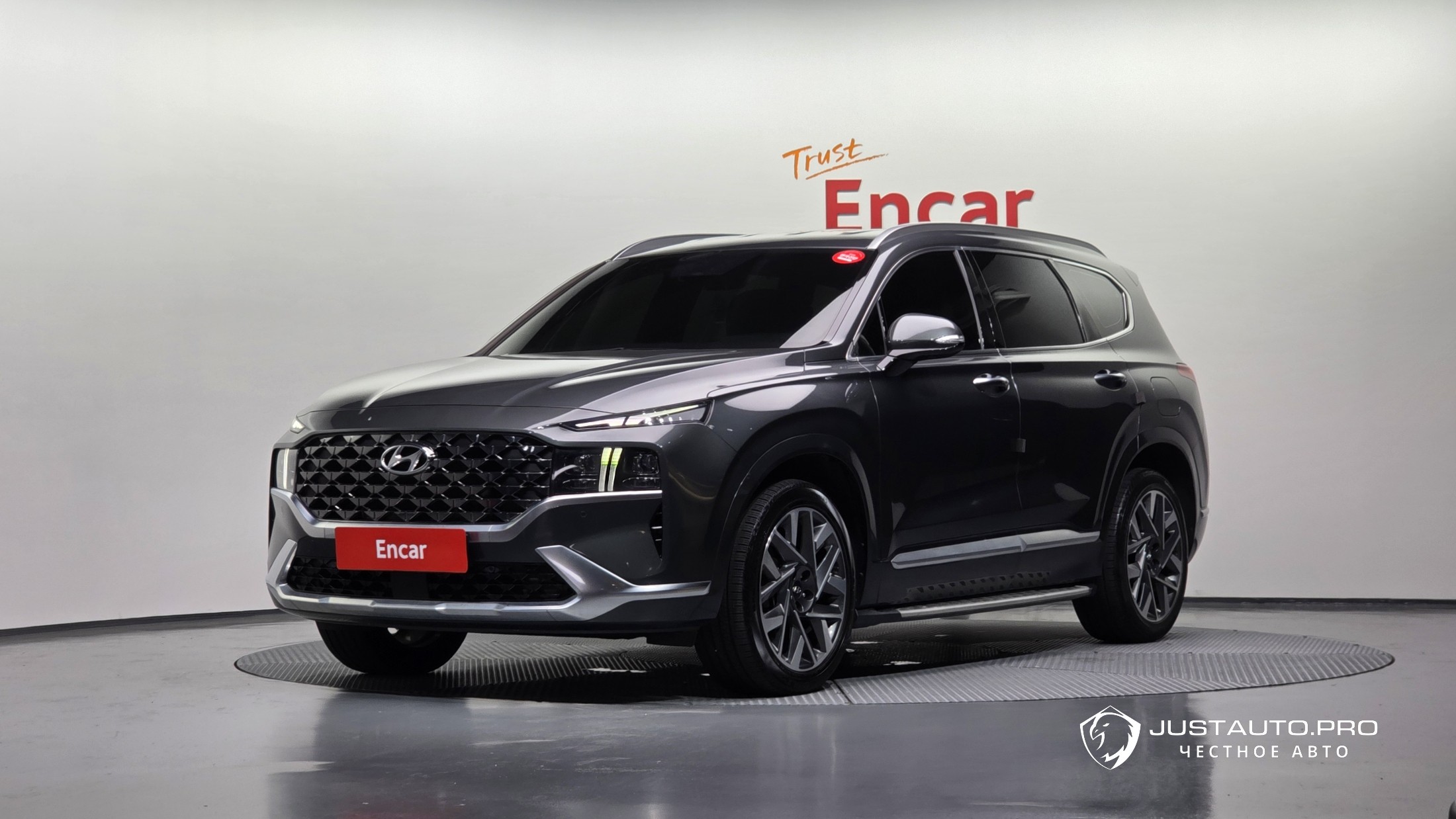 Автомобиль Hyundai Santafe