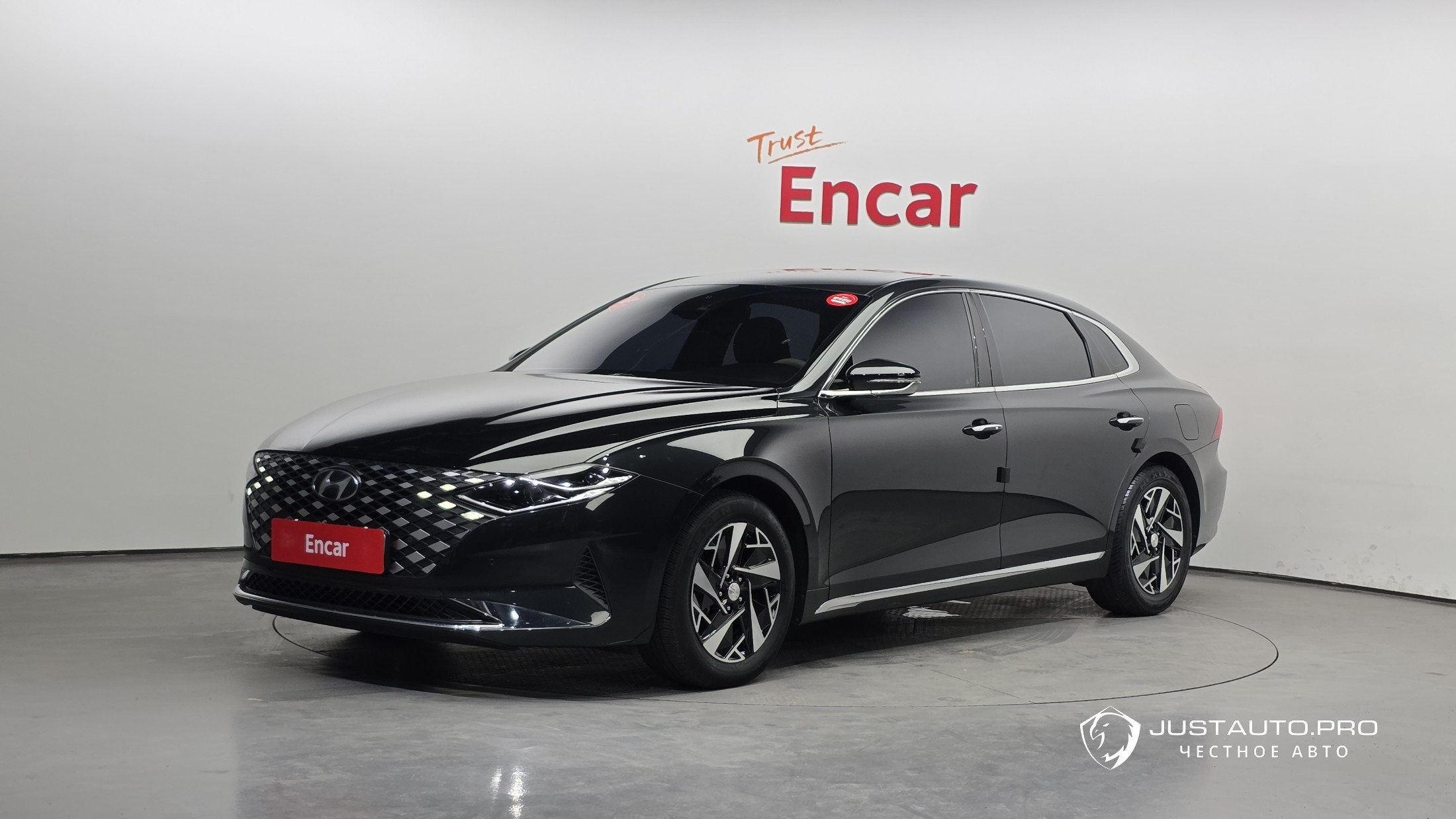 Автомобиль Hyundai Grandeur