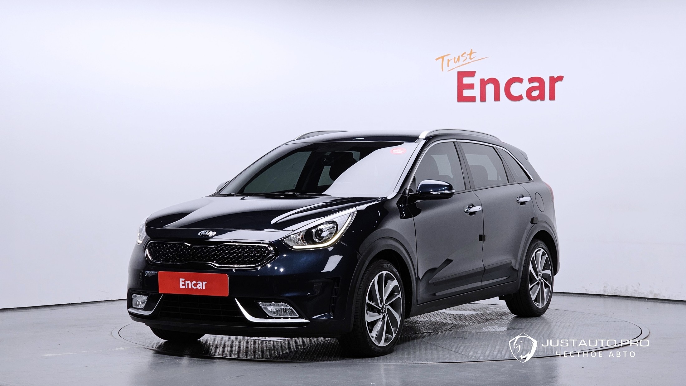Автомобиль Kia Niro