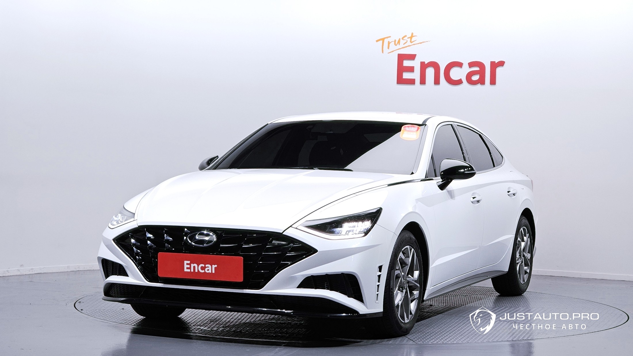 Автомобиль Hyundai Sonata