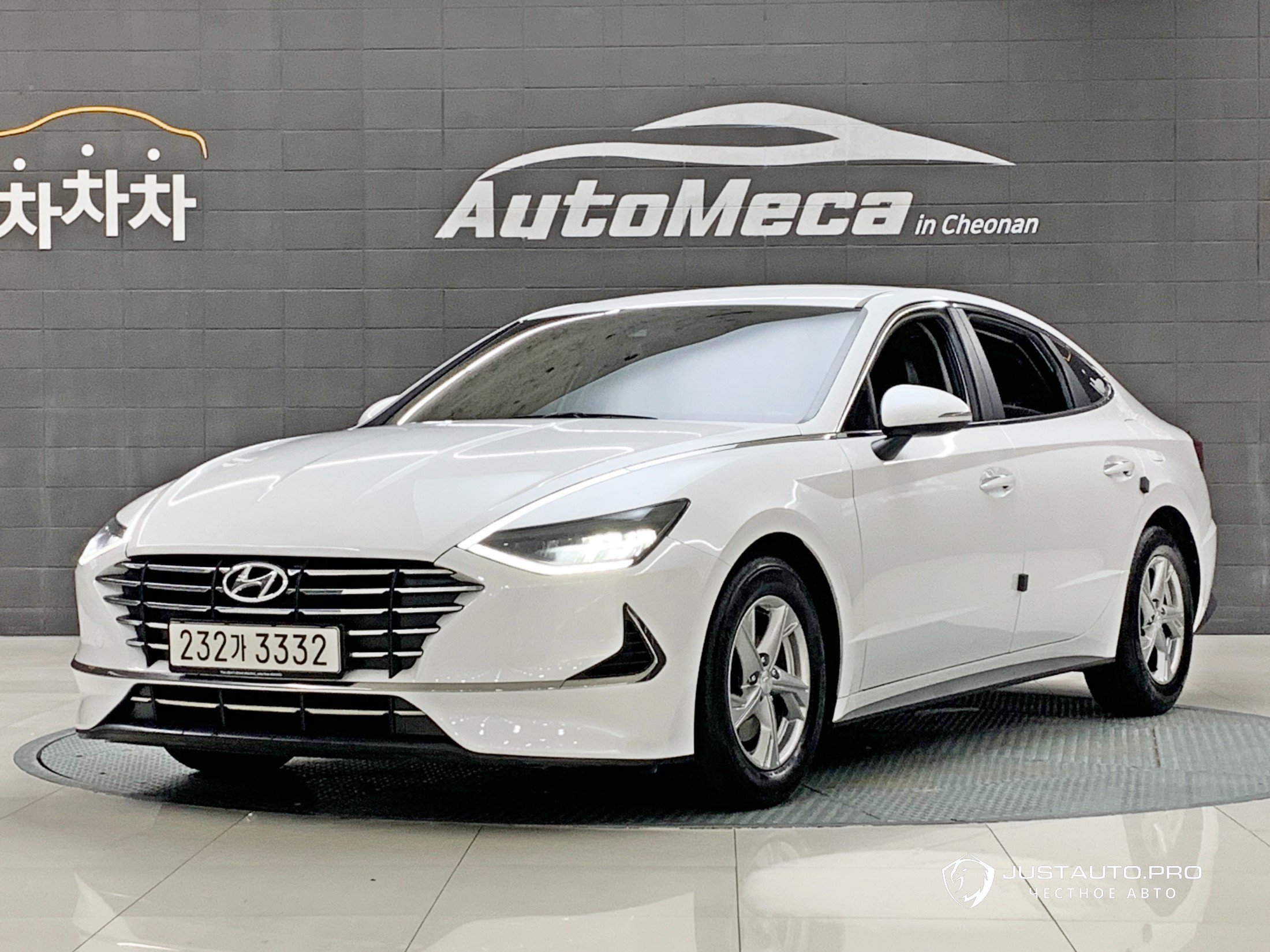 Автомобиль Hyundai Sonata