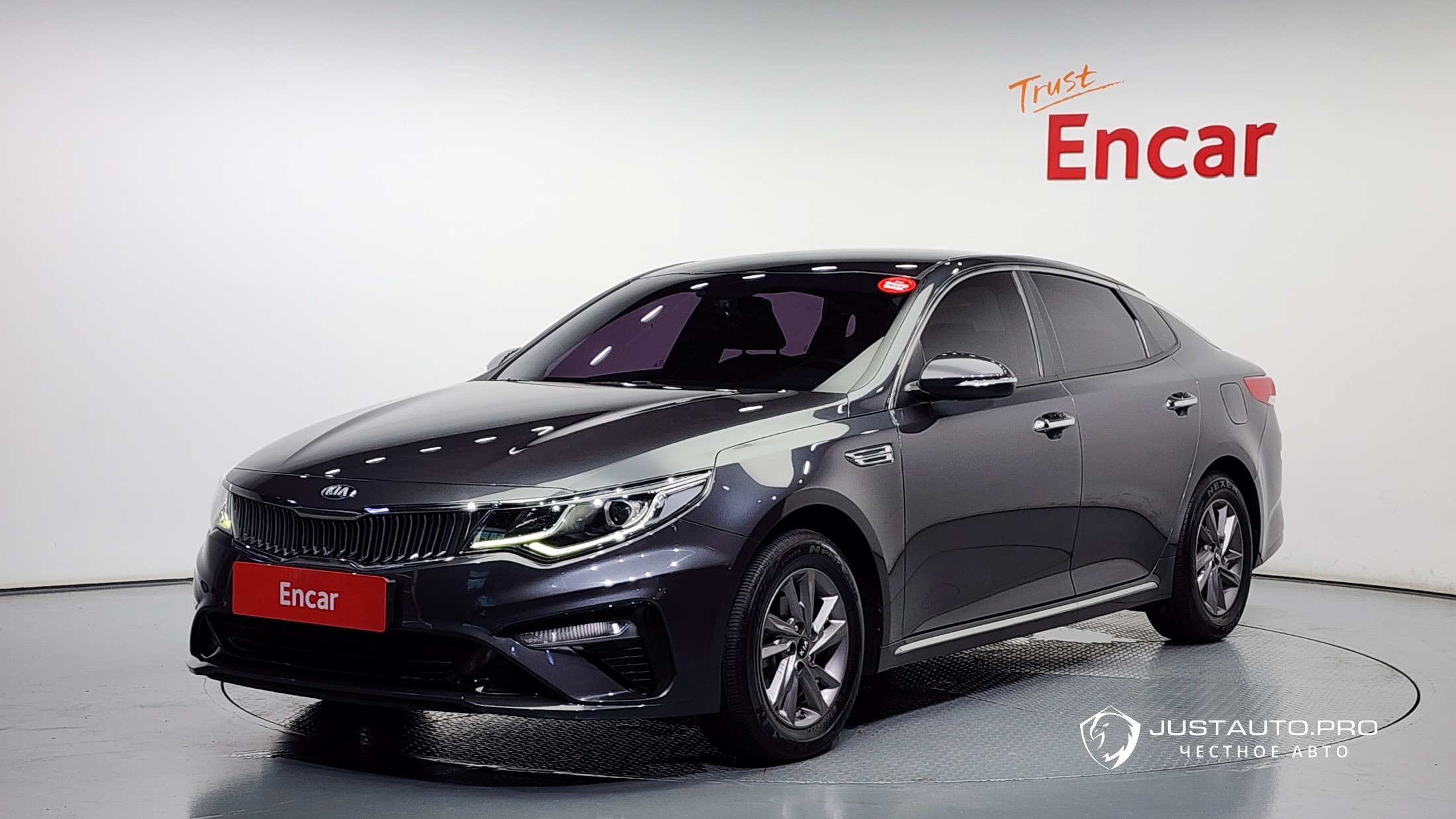 Автомобиль Kia K5