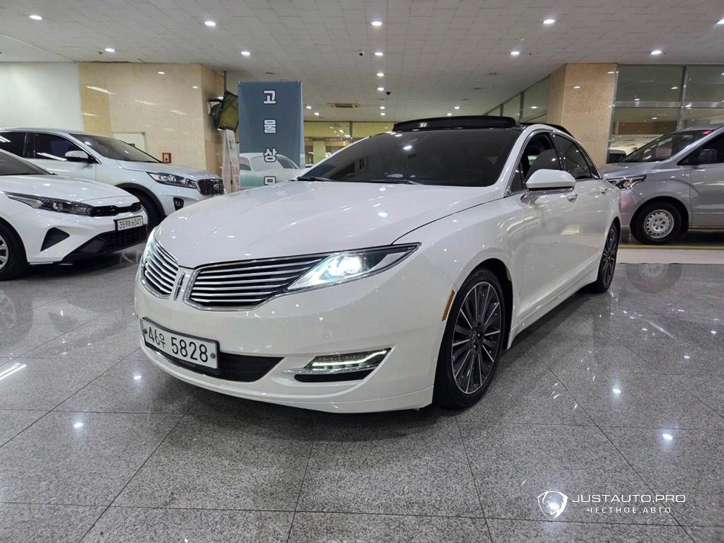 Автомобиль Lincoln MKZ