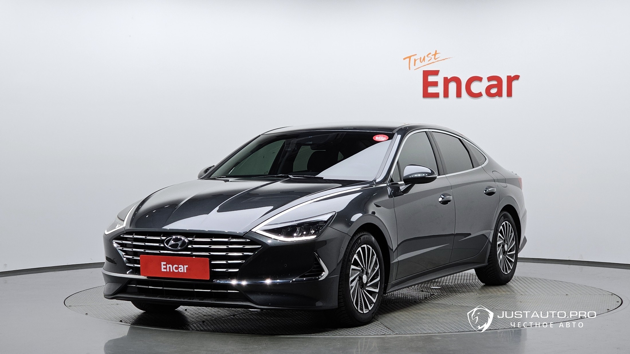 Автомобиль Hyundai Sonata