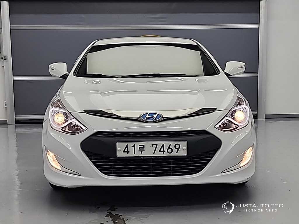 Автомобиль Hyundai Sonata