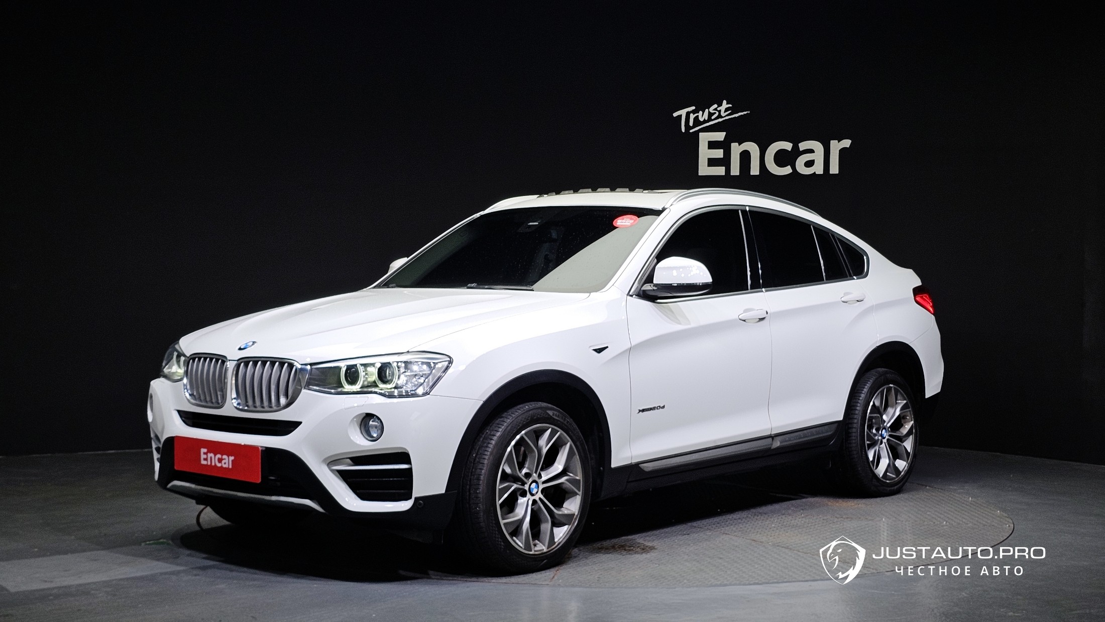 Автомобиль BMW X4