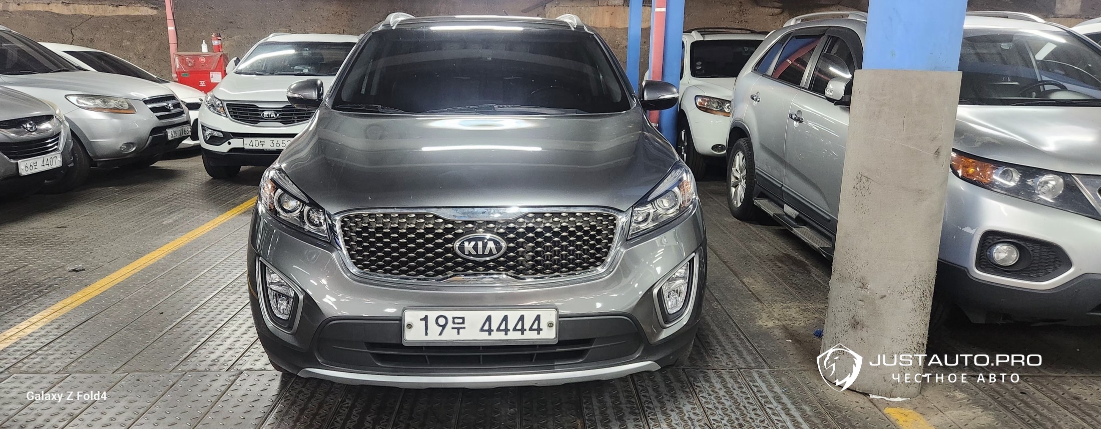 Автомобиль Kia Sorento