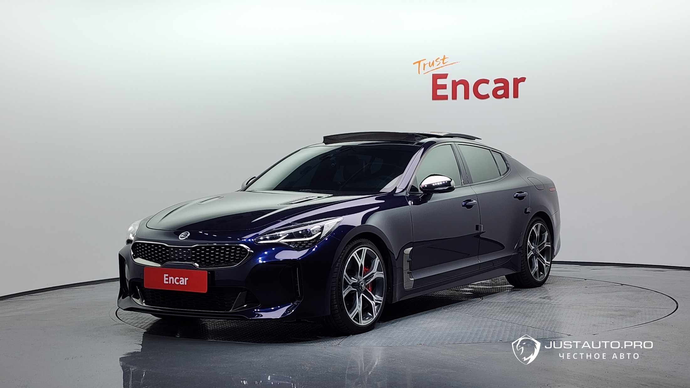 Автомобиль Kia Stinger