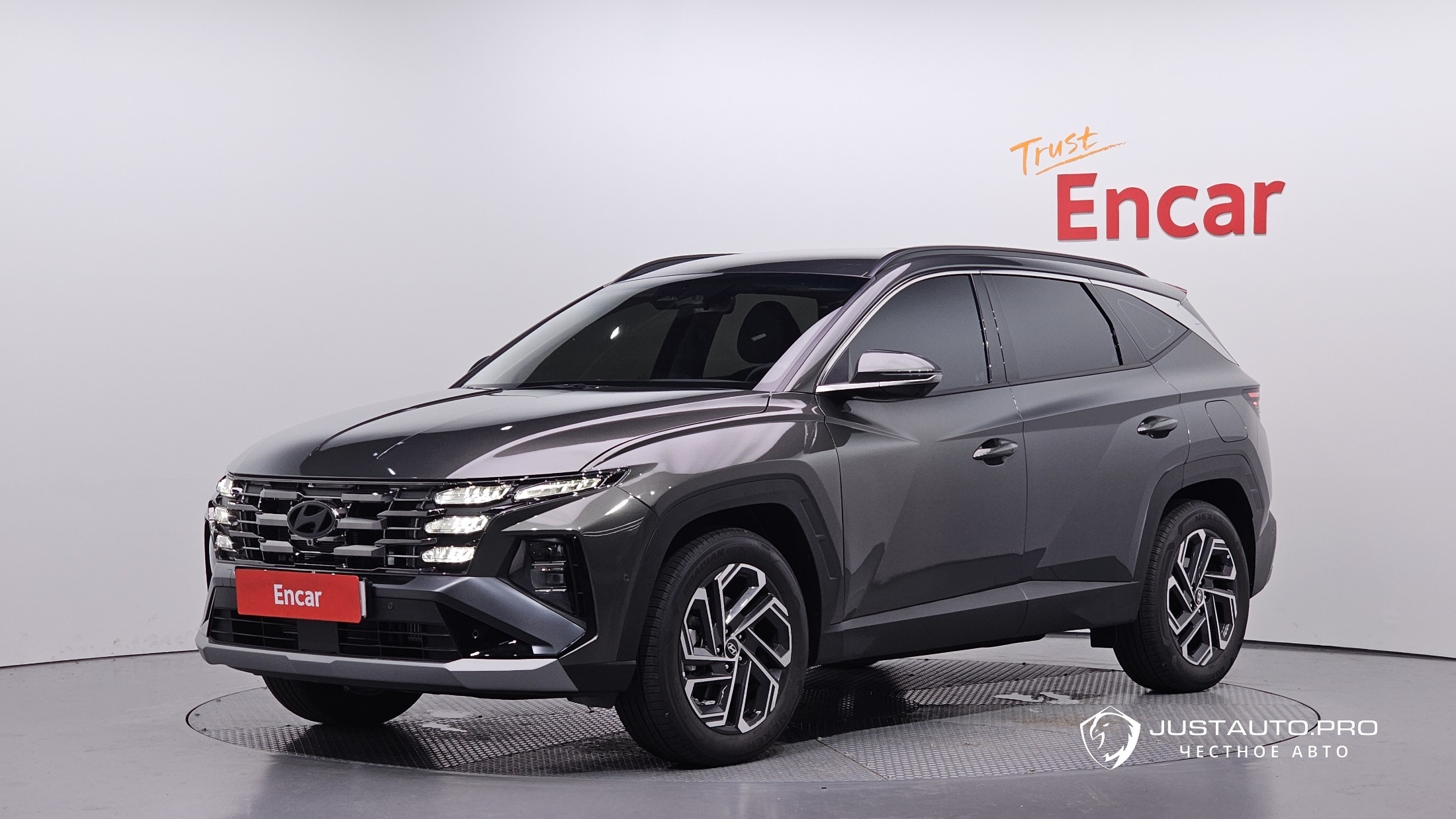 Автомобиль Hyundai Tucson