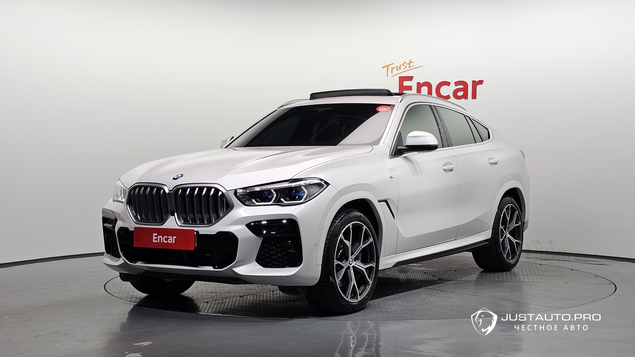Автомобиль BMW X6