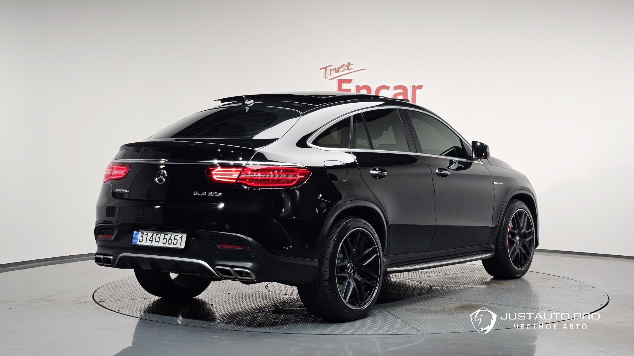 Автомобиль Mercedes-Benz GLE-Class