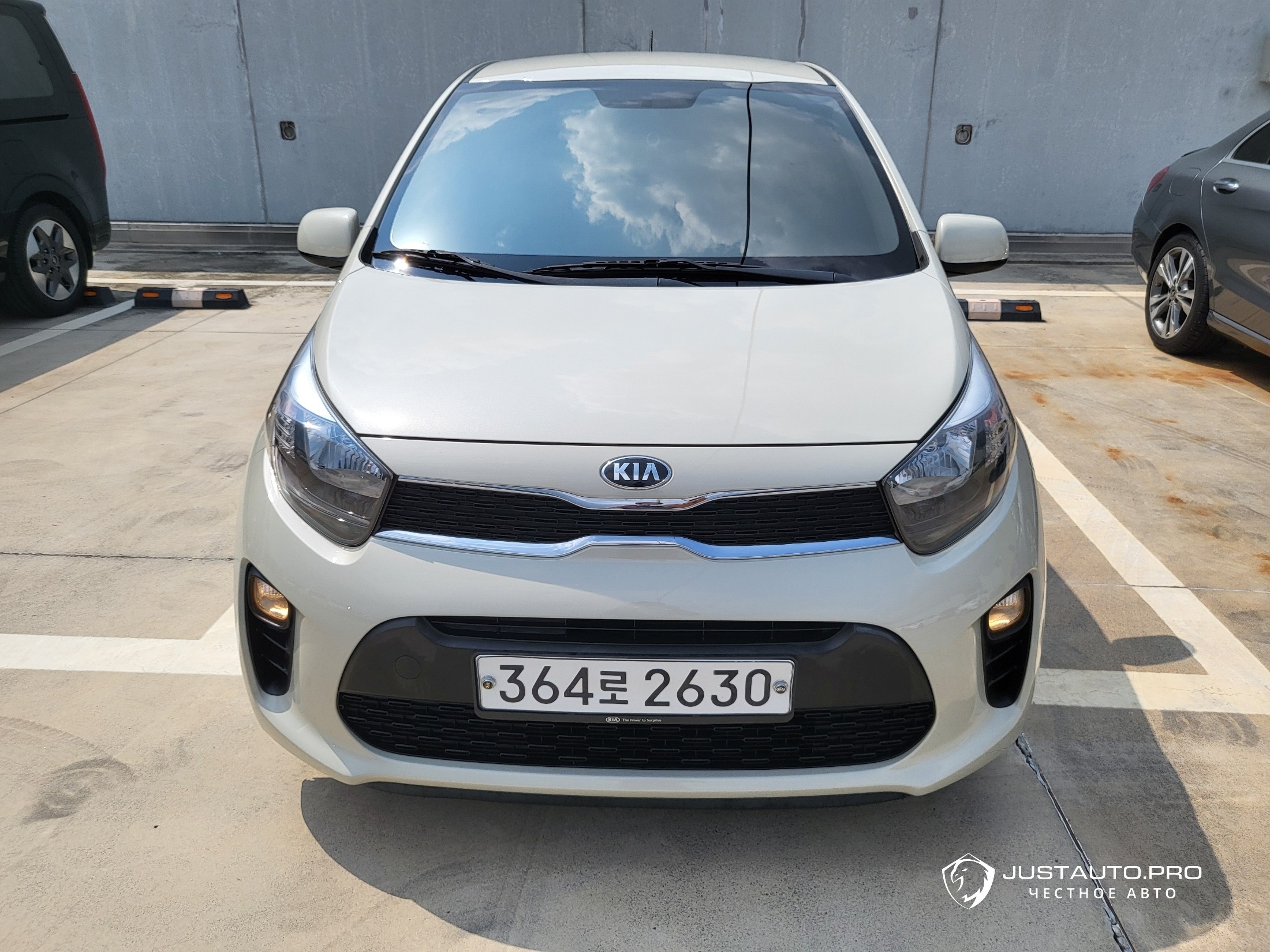 Автомобиль Kia morning