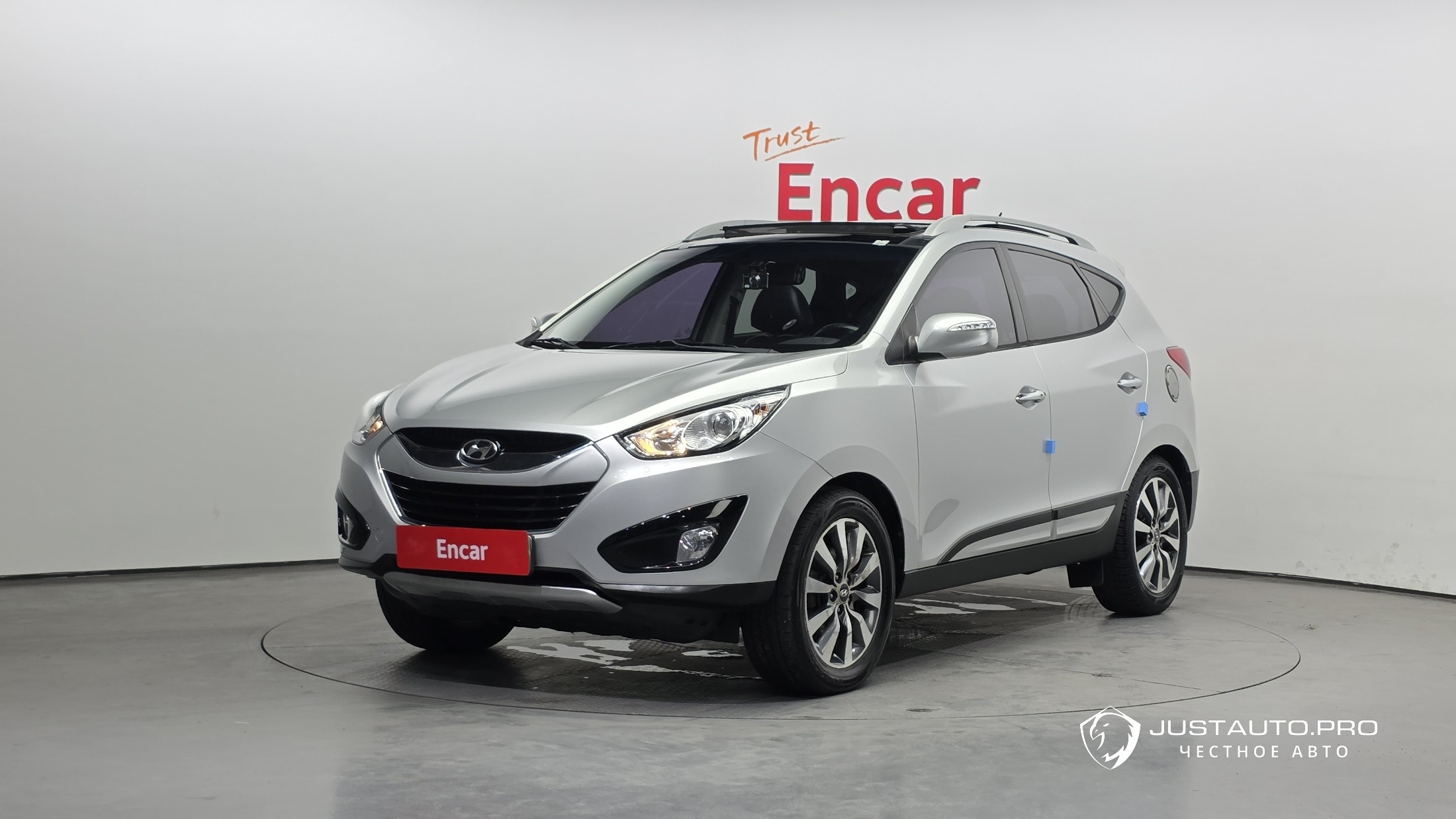 Автомобиль Hyundai Tucson
