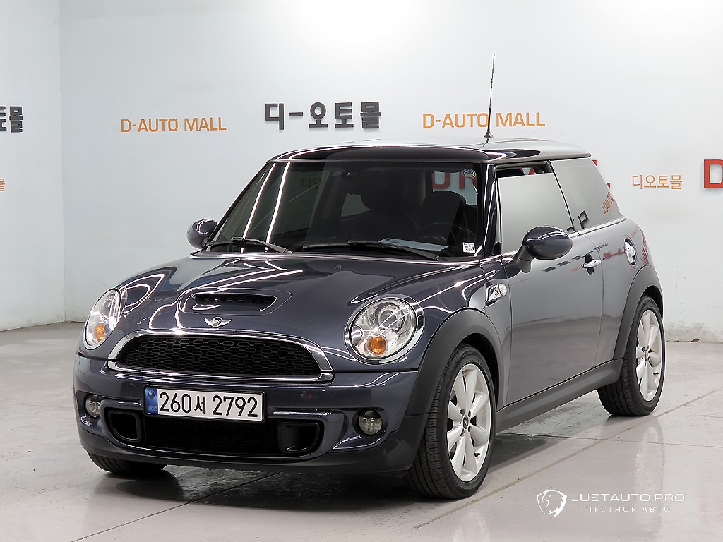 Автомобиль Mini Cooper