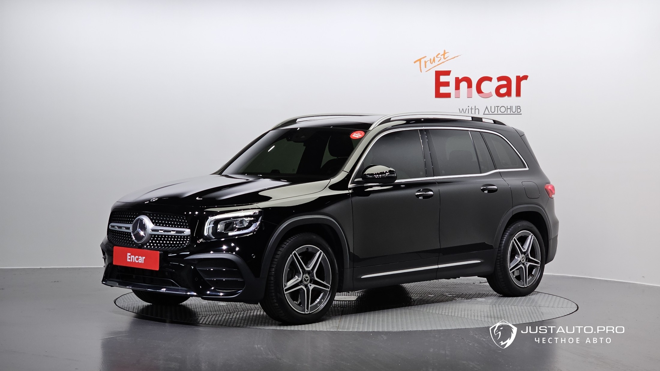 Автомобиль Mercedes-Benz GLB-Class