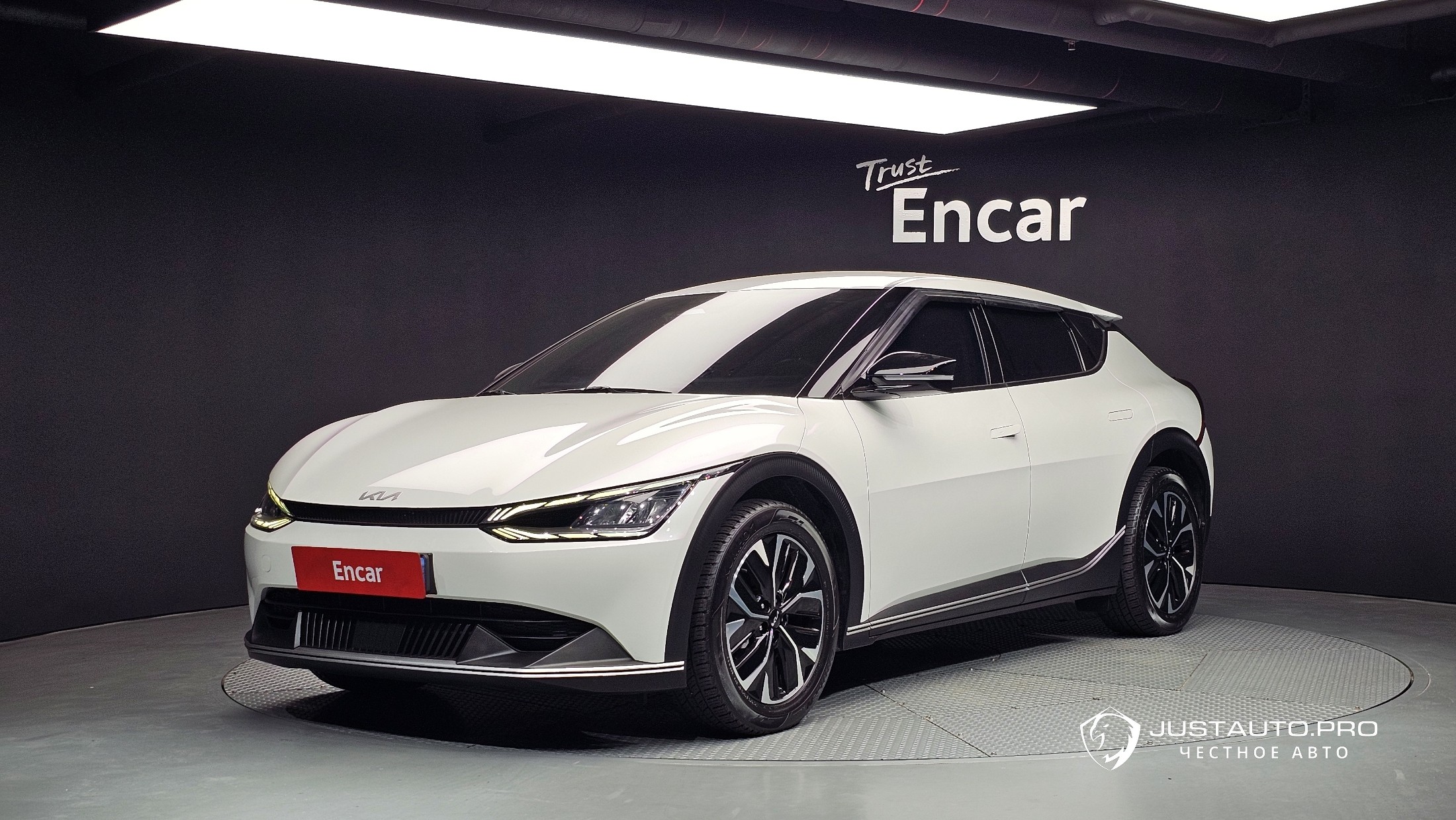 Автомобиль Kia EV6