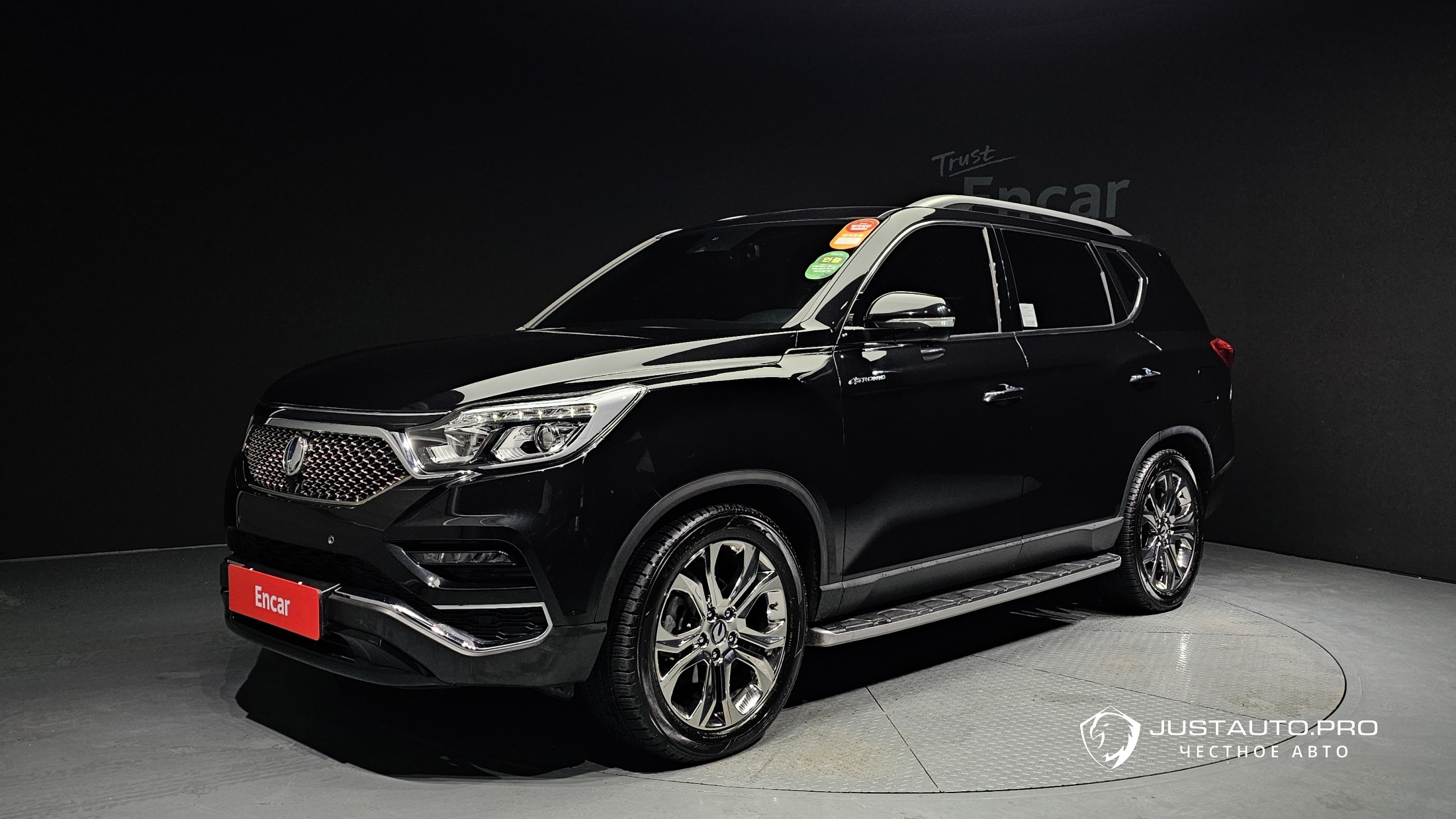 Автомобиль KG_Mobility_Ssangyong Rexton