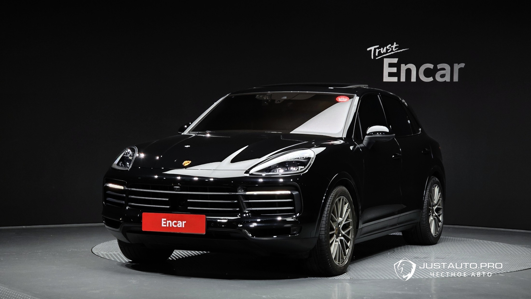 Автомобиль Porsche Cayenne