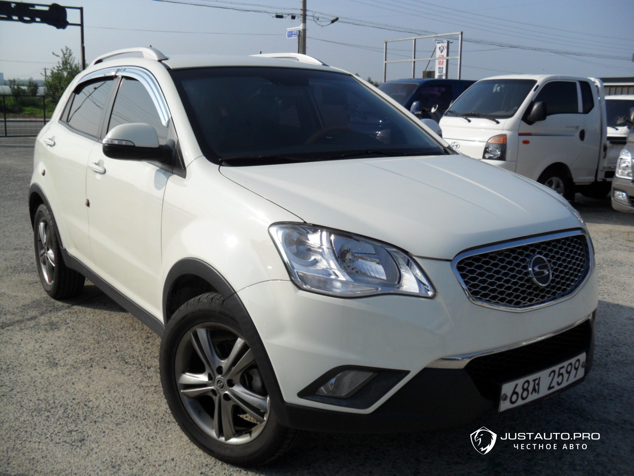 Автомобиль KG_Mobility_Ssangyong KORANDO