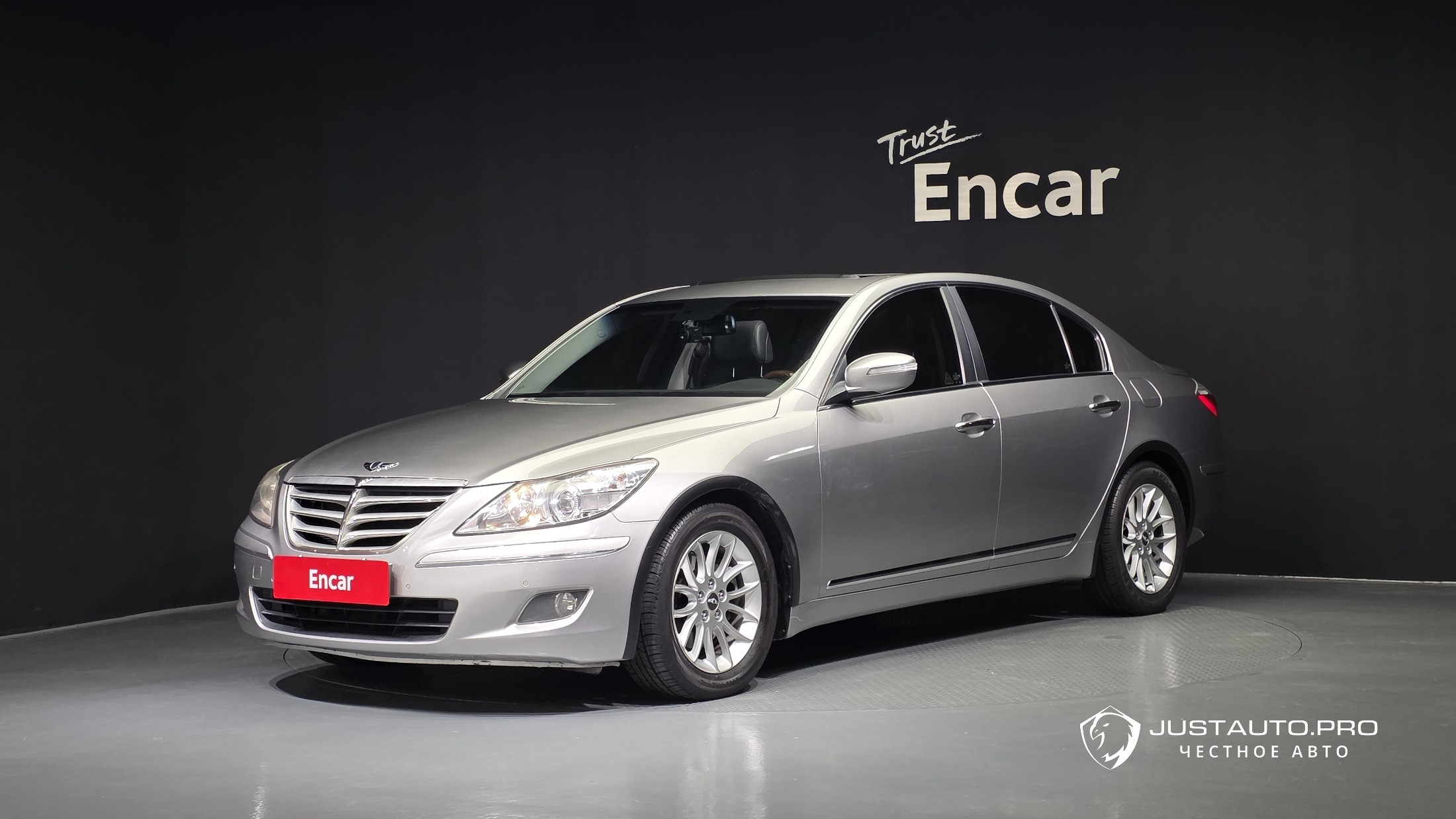 Автомобиль Hyundai Genesis