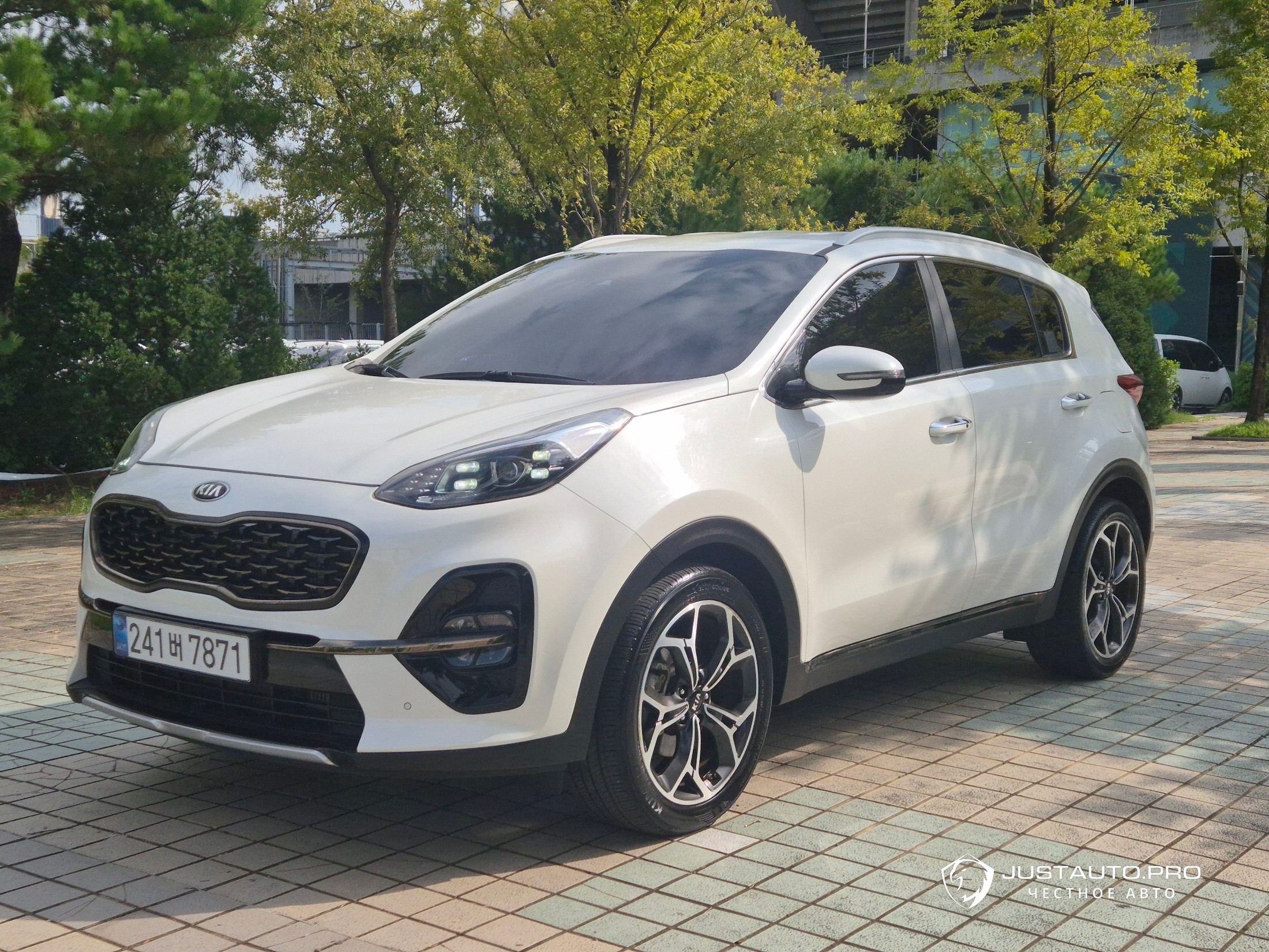 Автомобиль Kia Sportage