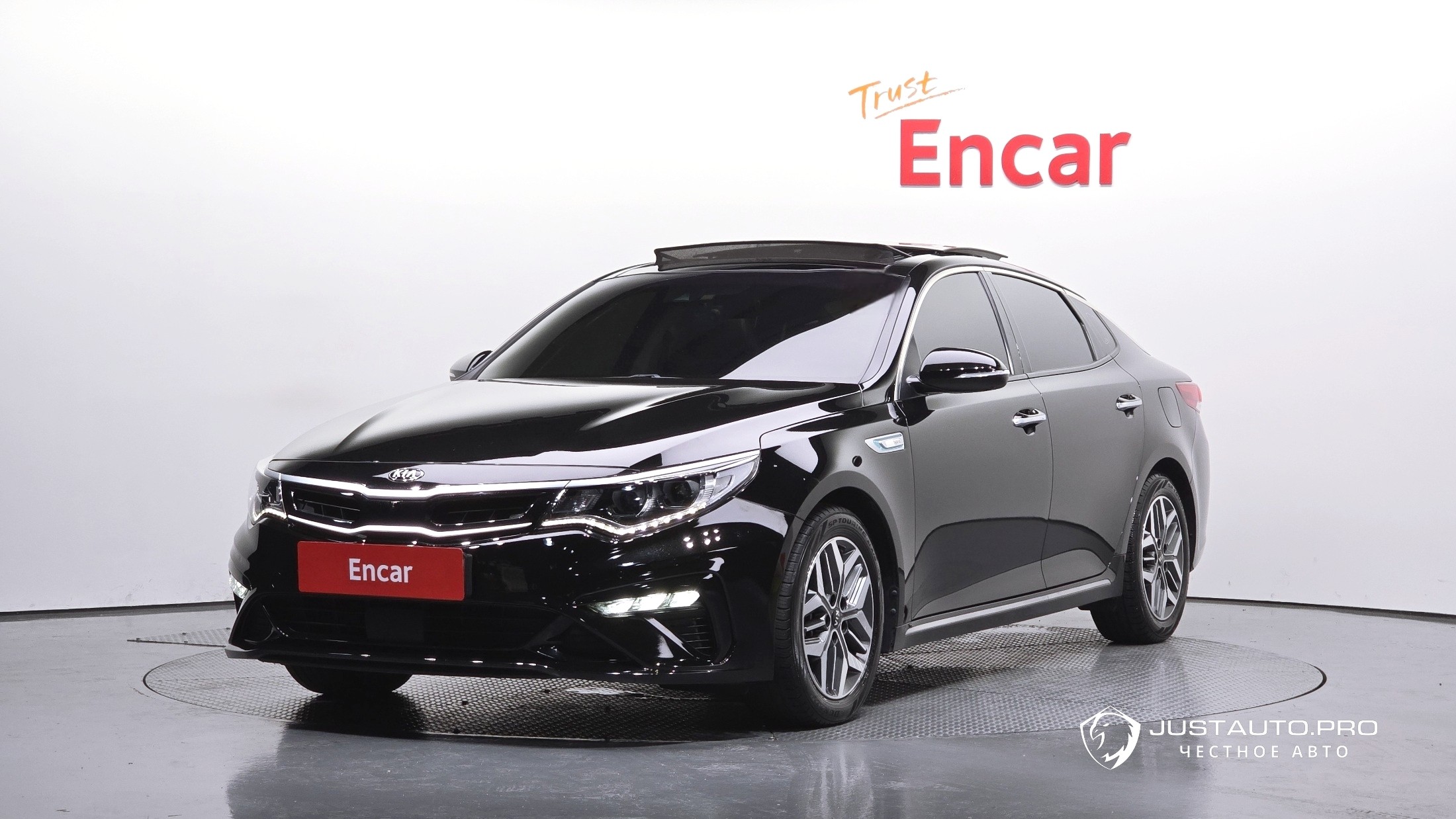 Автомобиль Kia K5