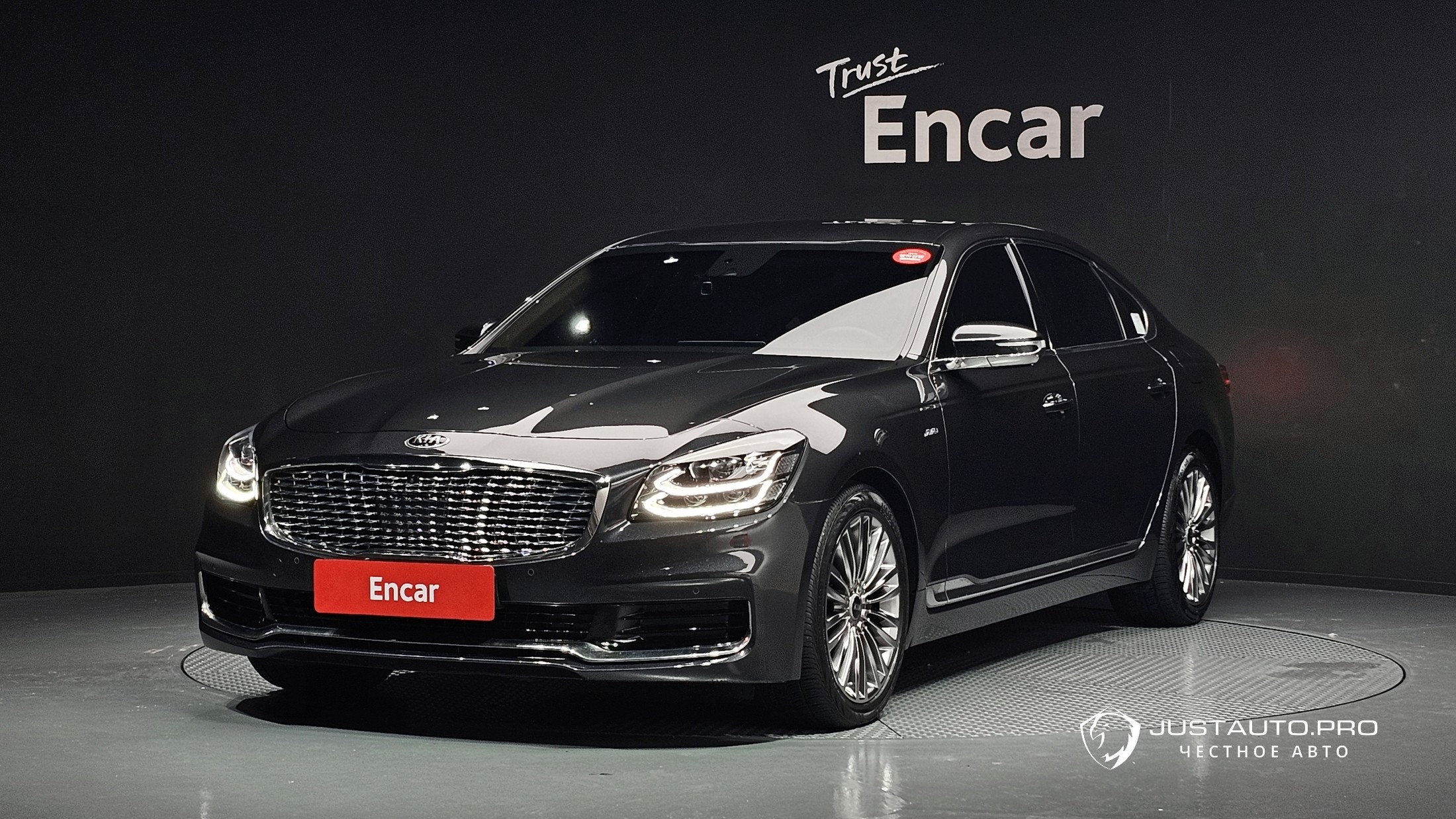 Автомобиль Kia K9