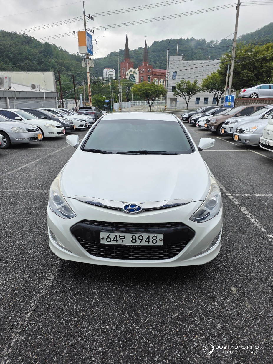 Автомобиль Hyundai Sonata