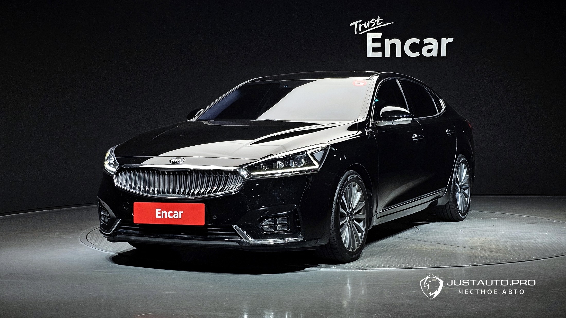 Автомобиль Kia K7