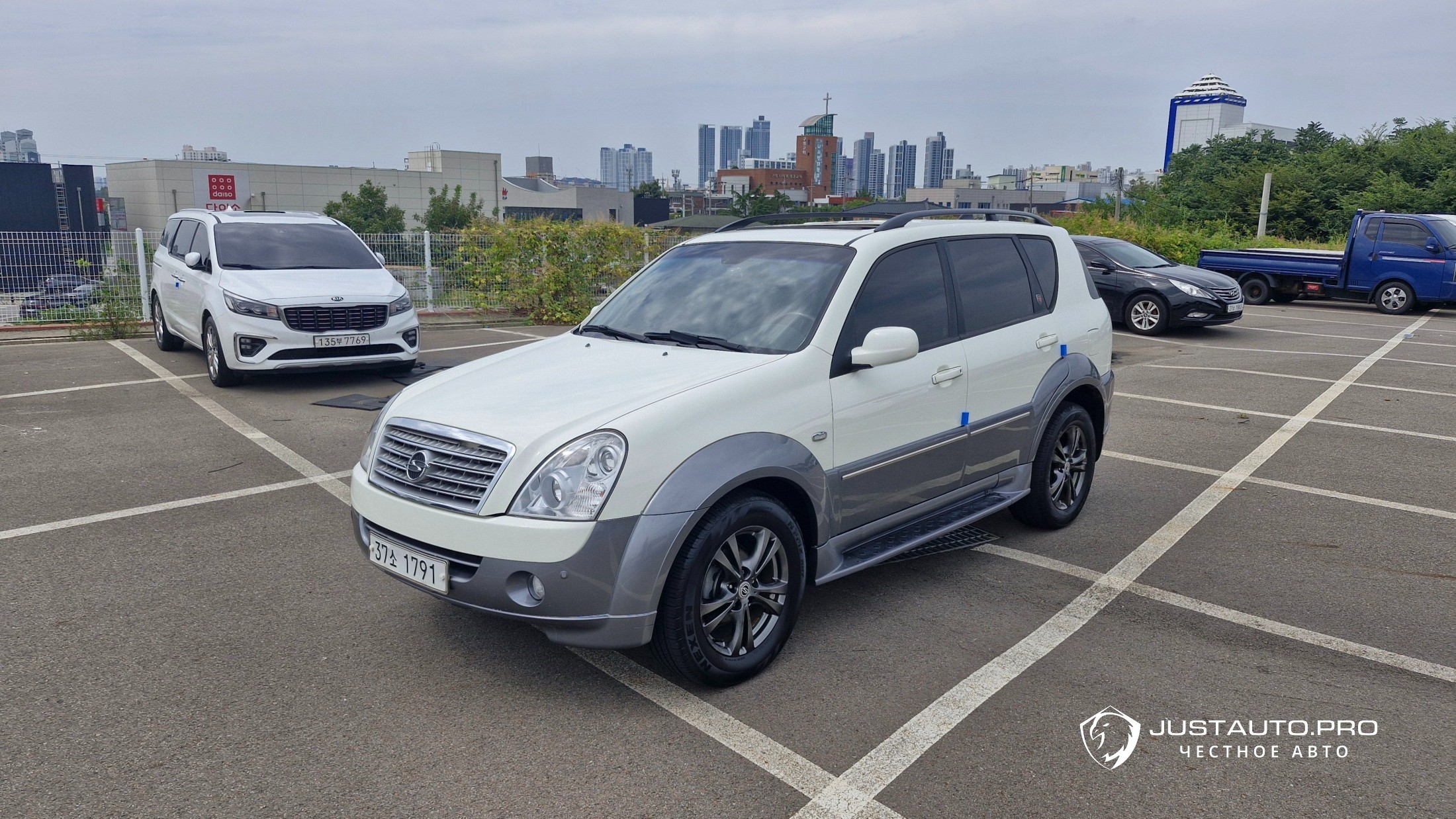 Автомобиль KG_Mobility_Ssangyong Rexton