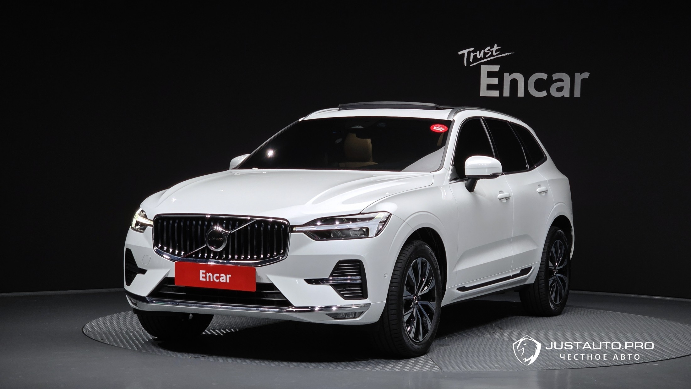 Автомобиль Volvo XC60