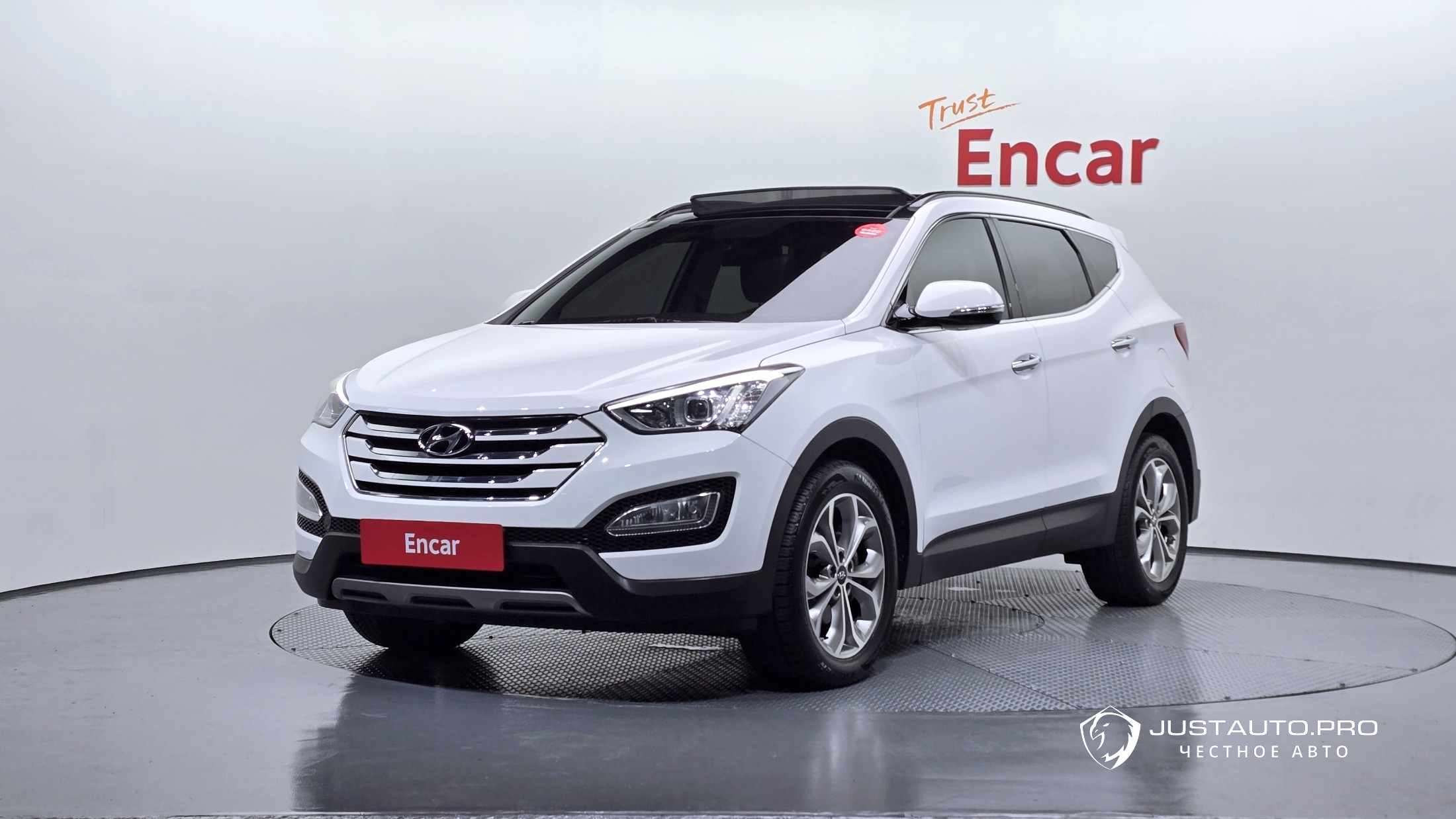 Автомобиль Hyundai Santafe