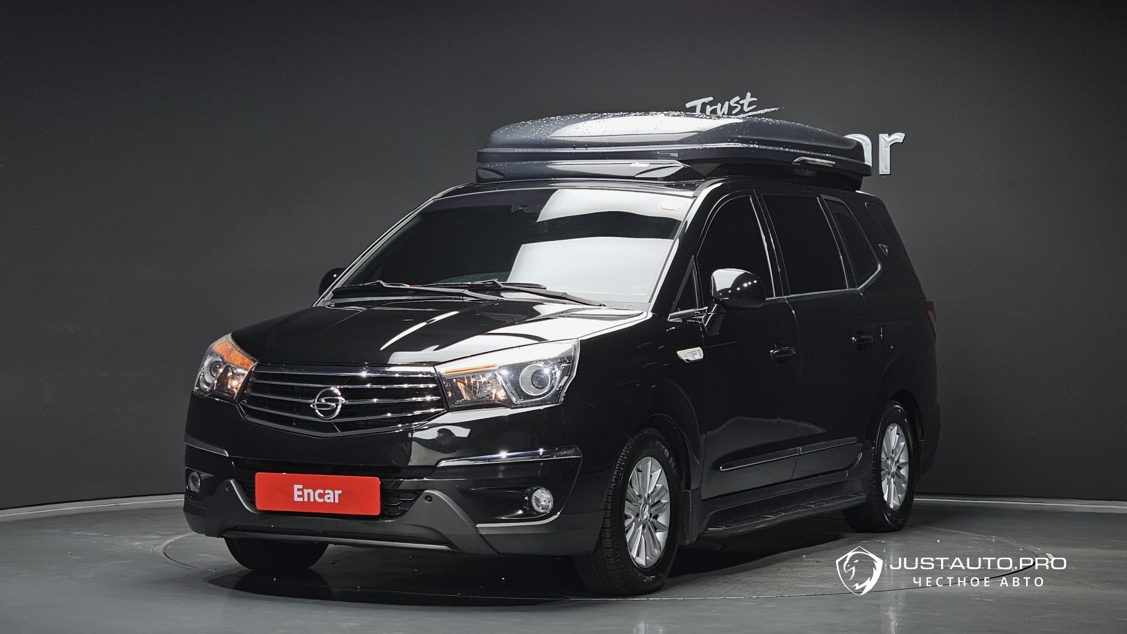 Автомобиль KG_Mobility_Ssangyong KORANDO