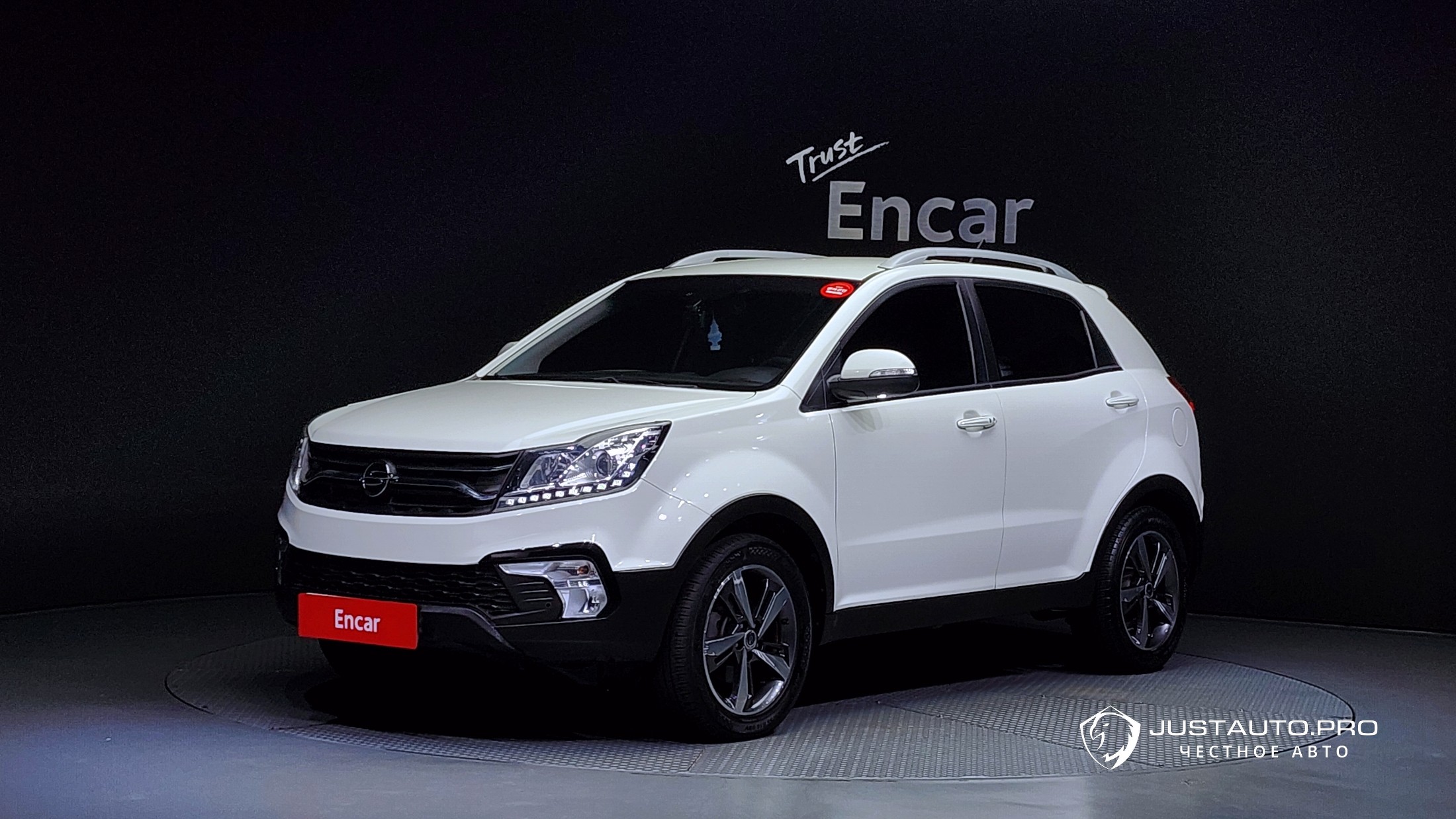 Автомобиль KG_Mobility_Ssangyong KORANDO