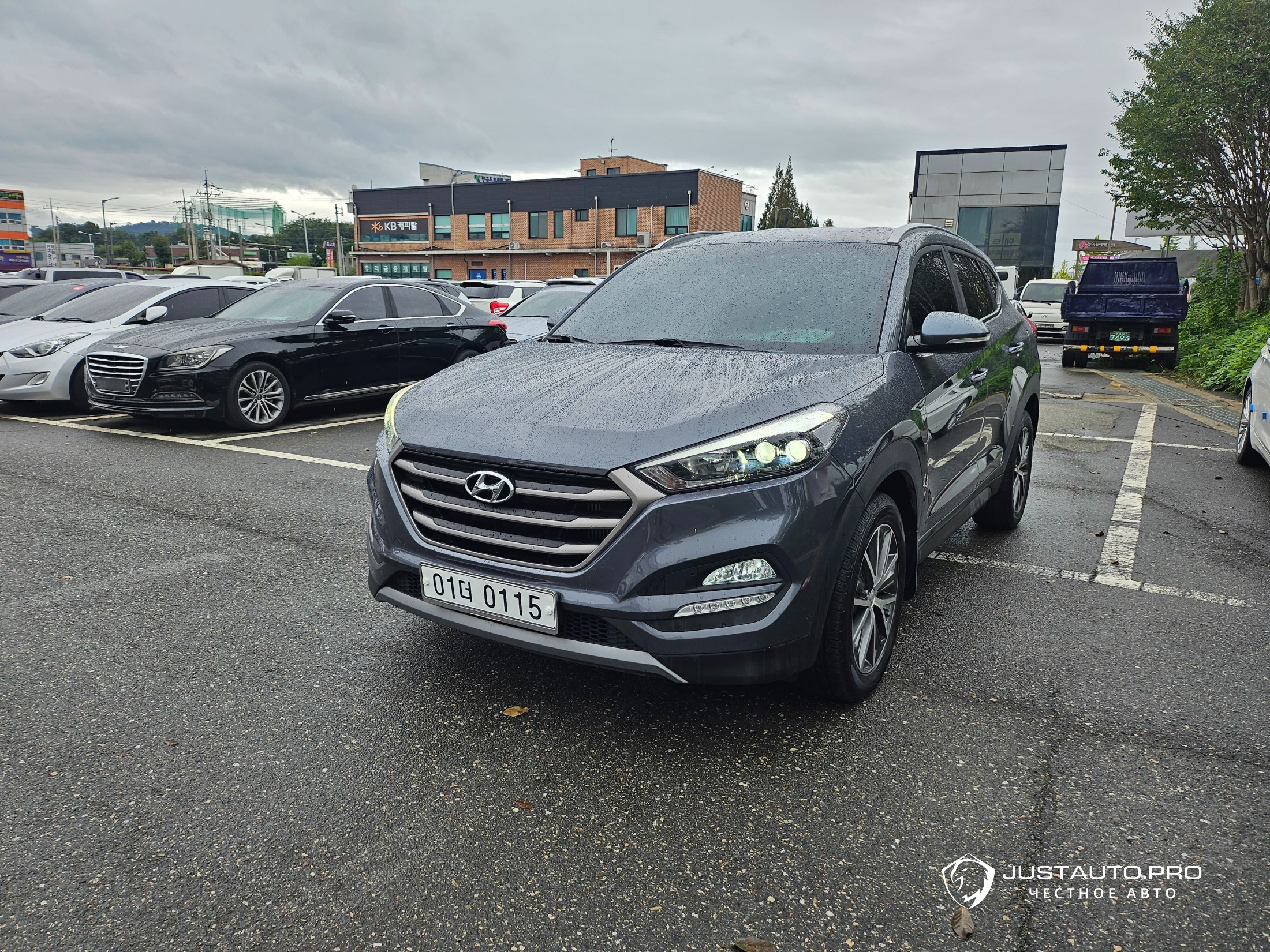 Автомобиль Hyundai Tucson