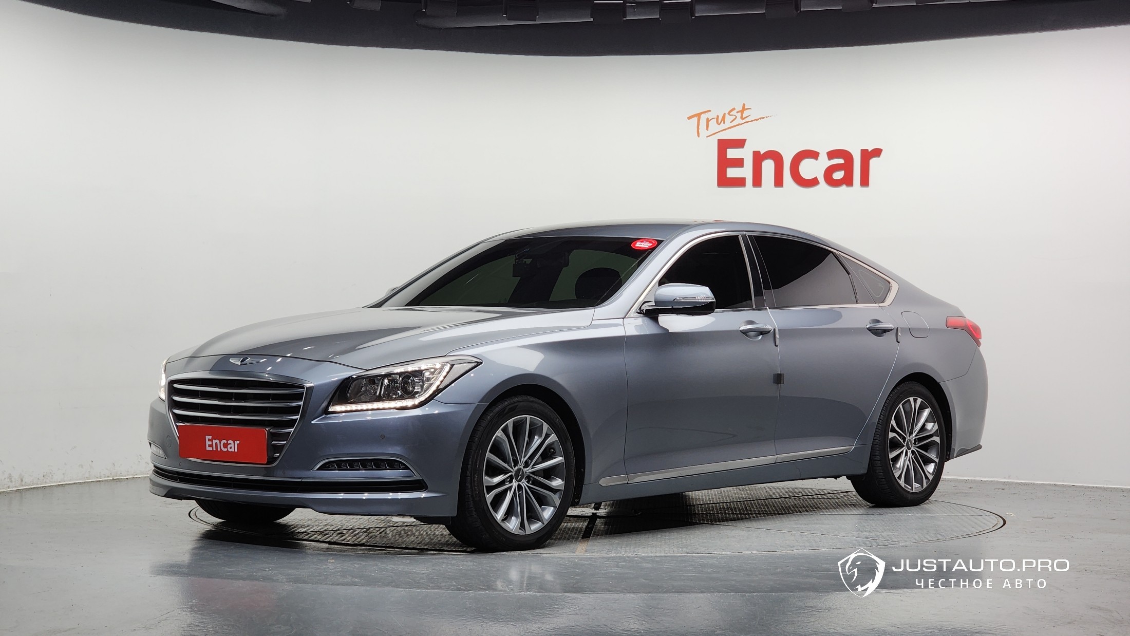 Автомобиль Hyundai Genesis