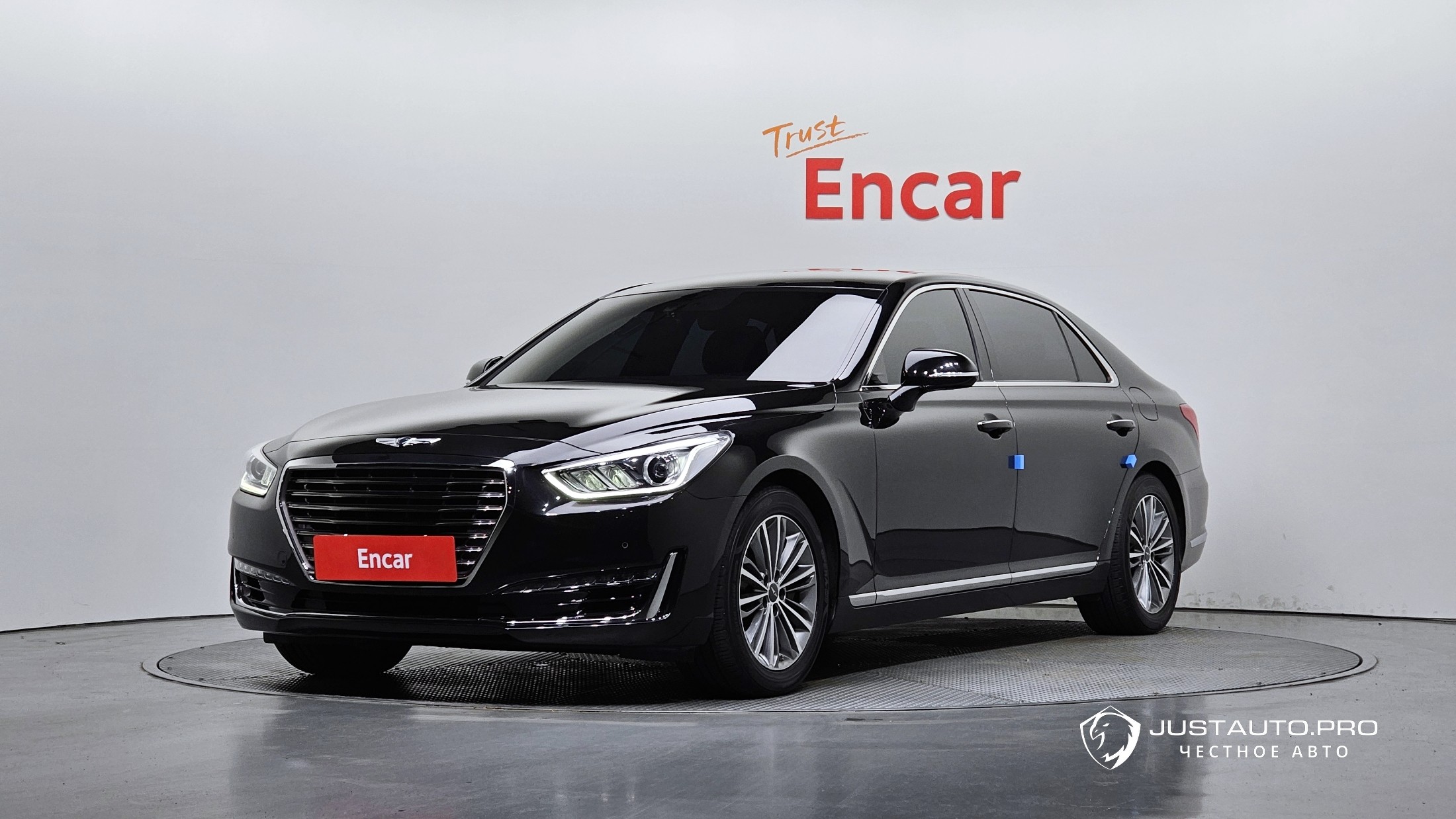 Автомобиль Genesis EQ900