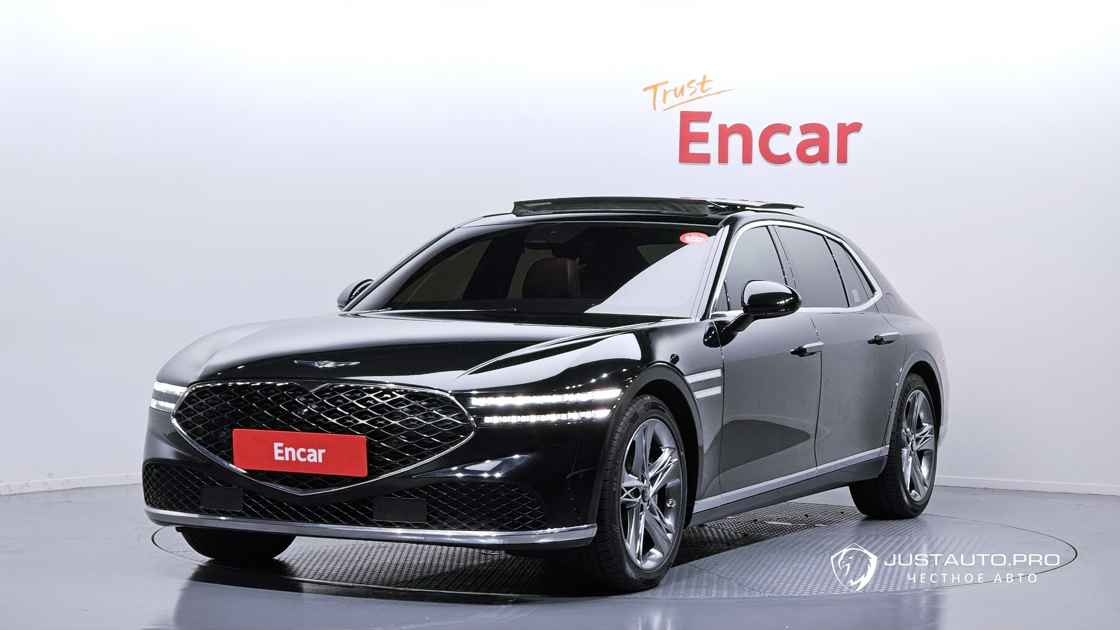 Автомобиль Genesis G90