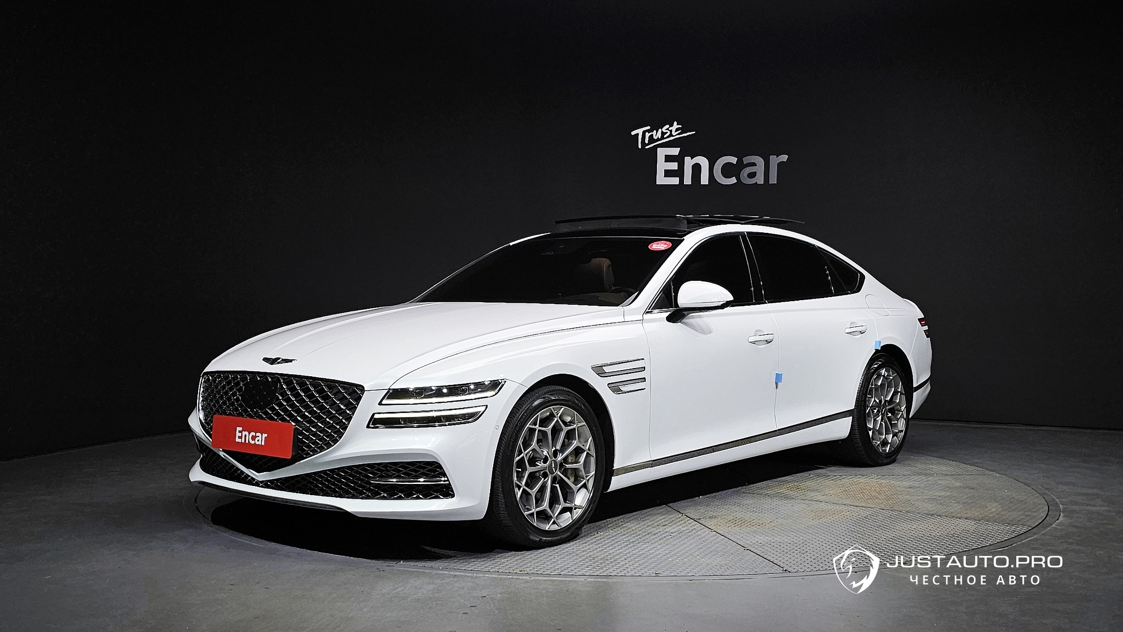 Автомобиль Genesis G80