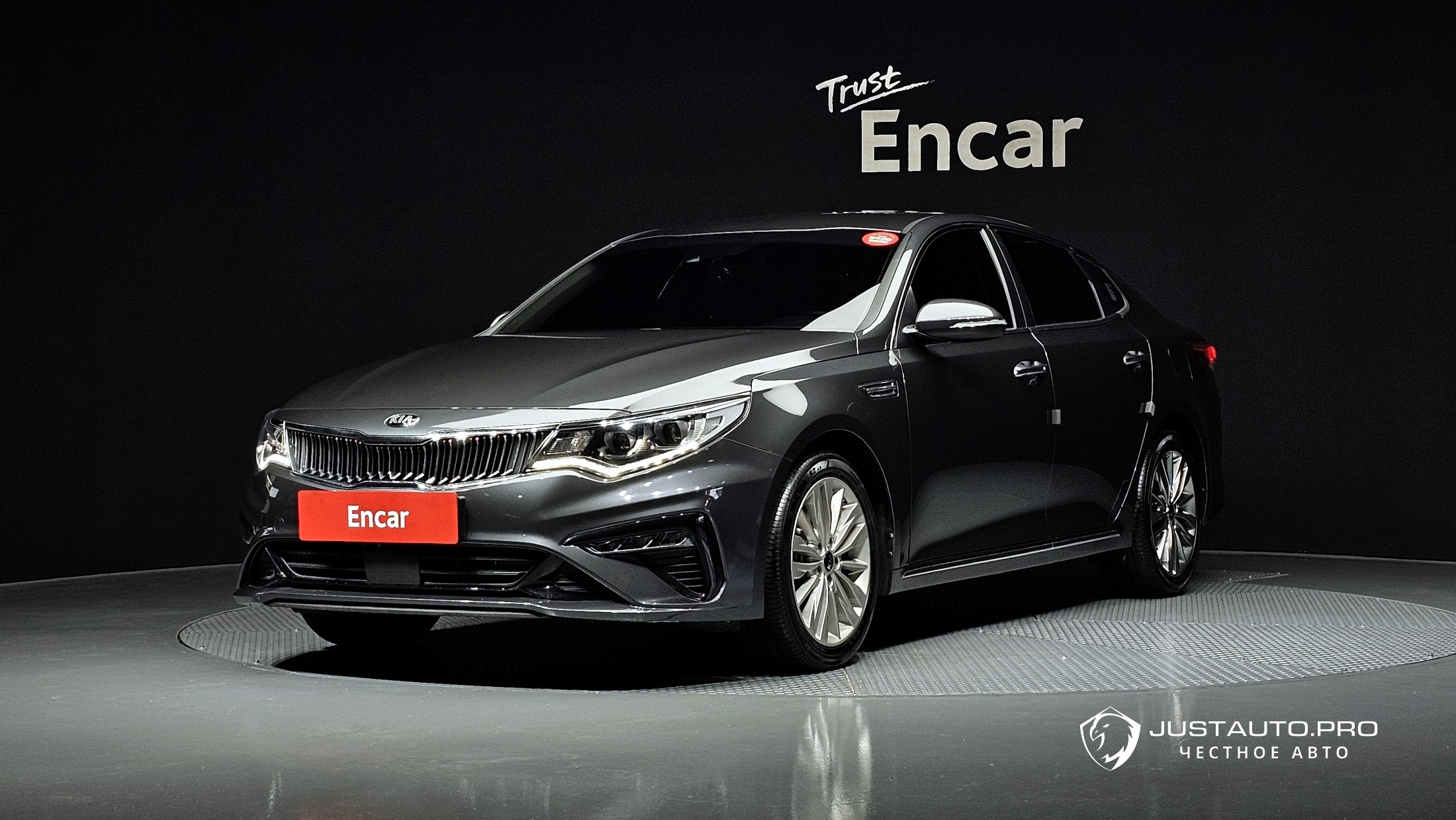 Автомобиль Kia K5