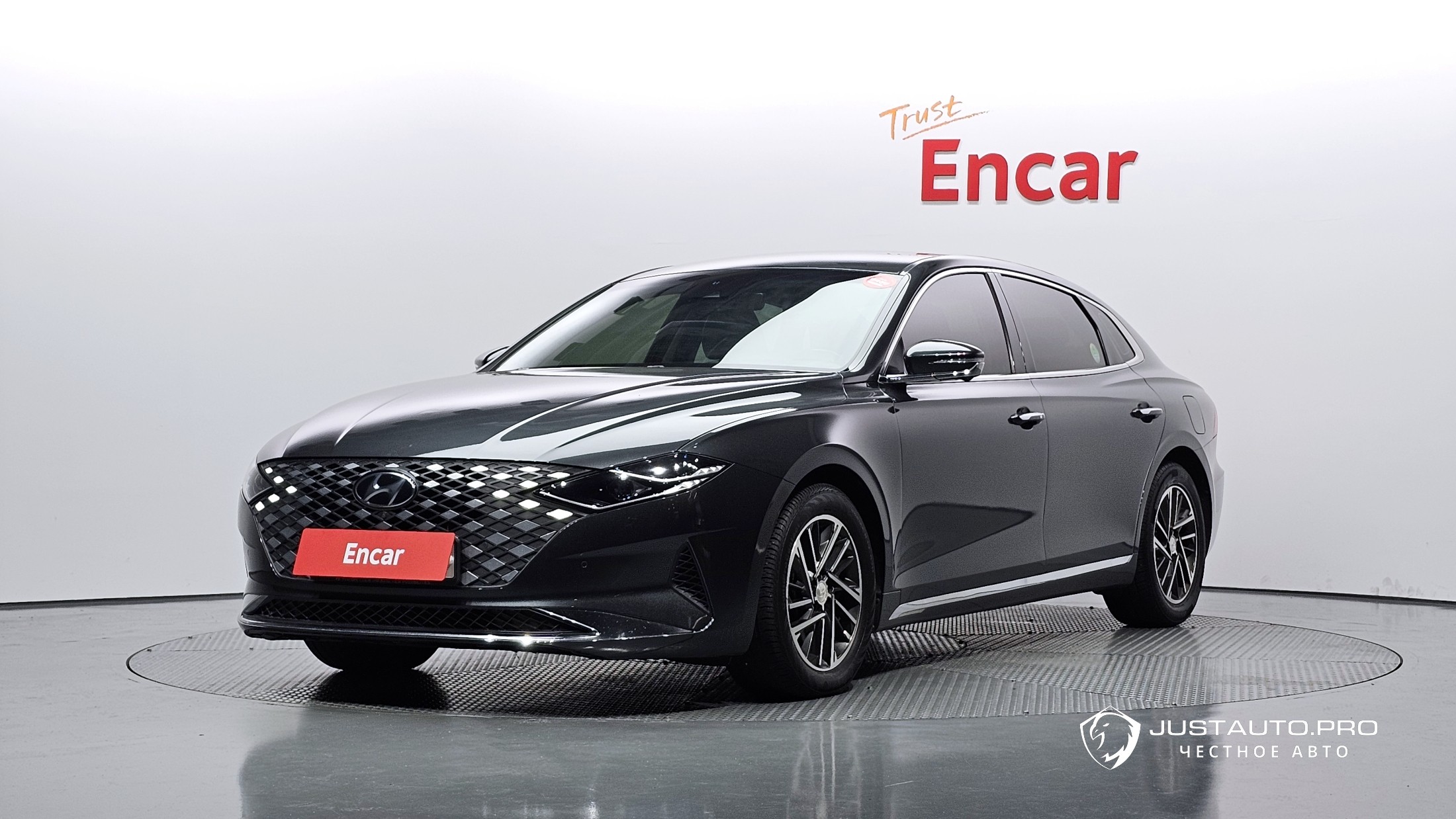 Автомобиль Hyundai Grandeur