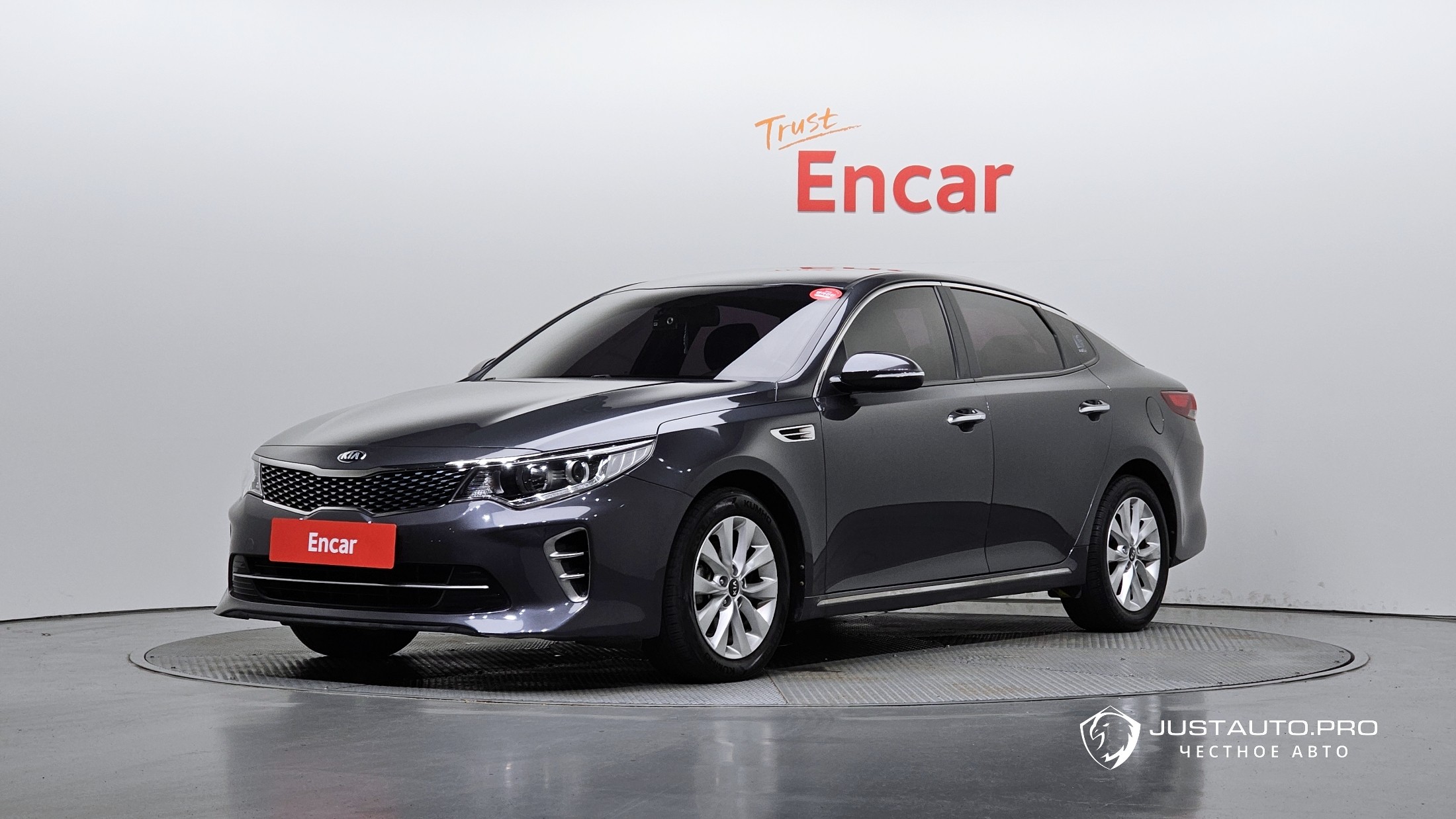 Автомобиль Kia K5