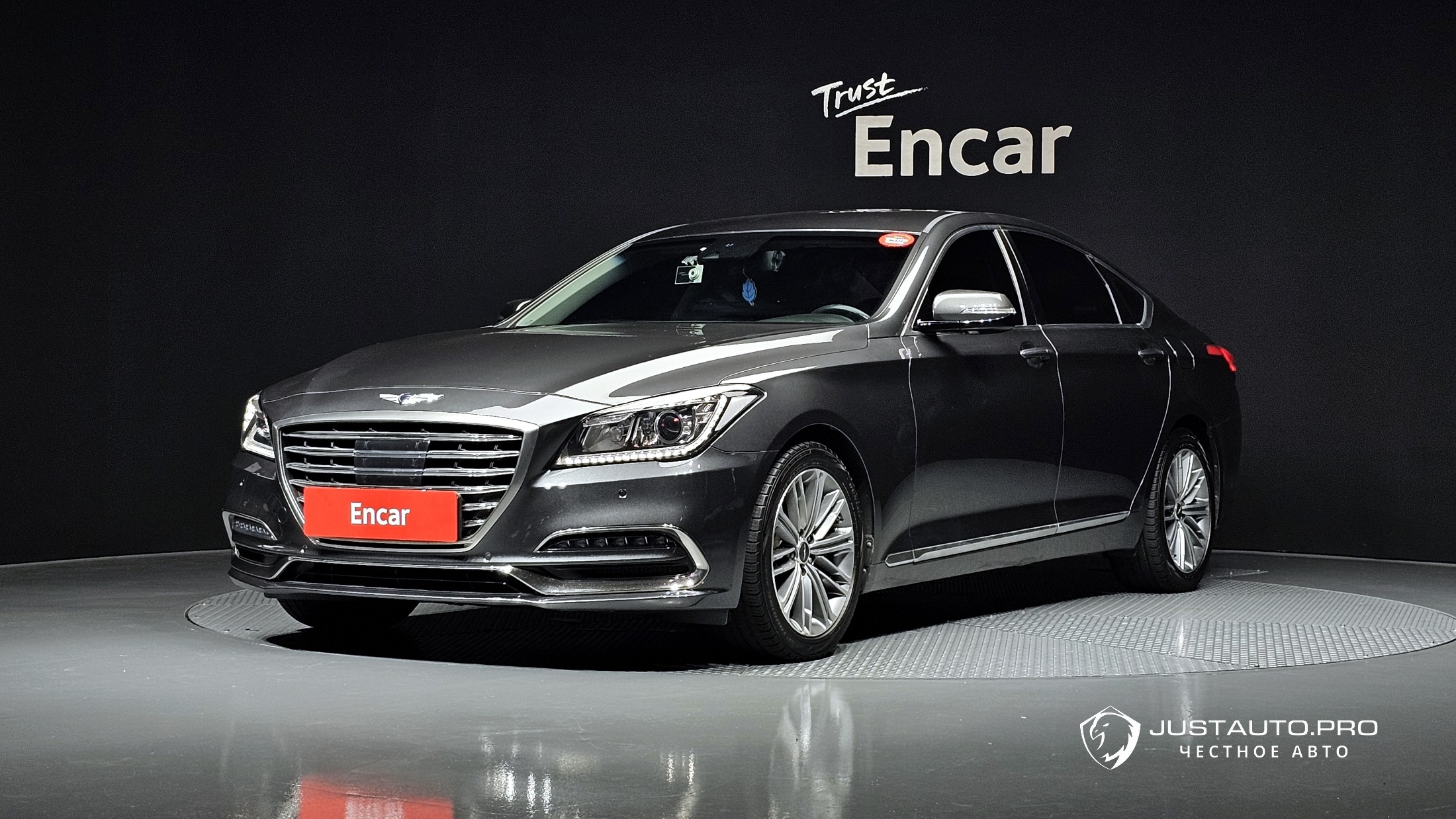 Автомобиль Genesis G80