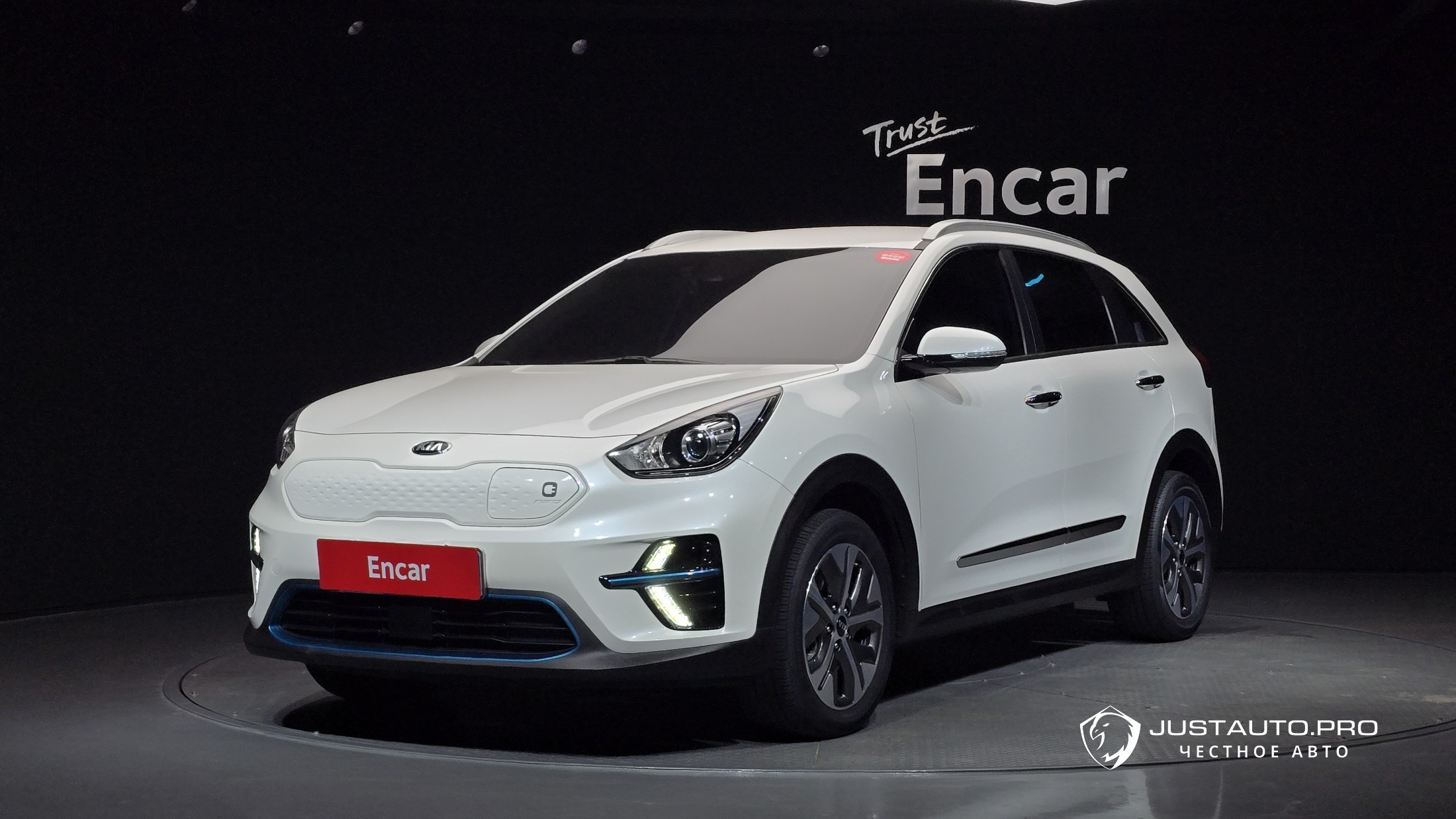 Автомобиль Kia Niro