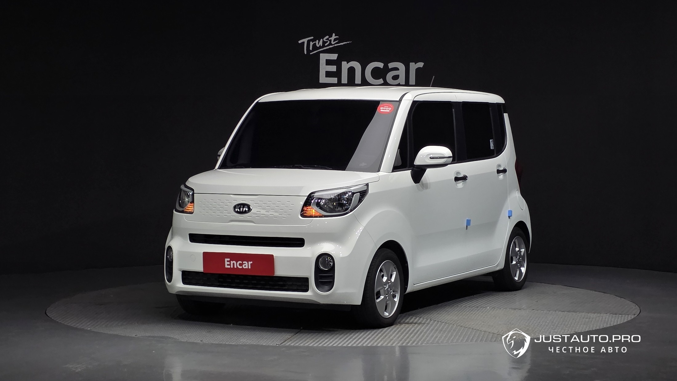 Автомобиль Kia RAY