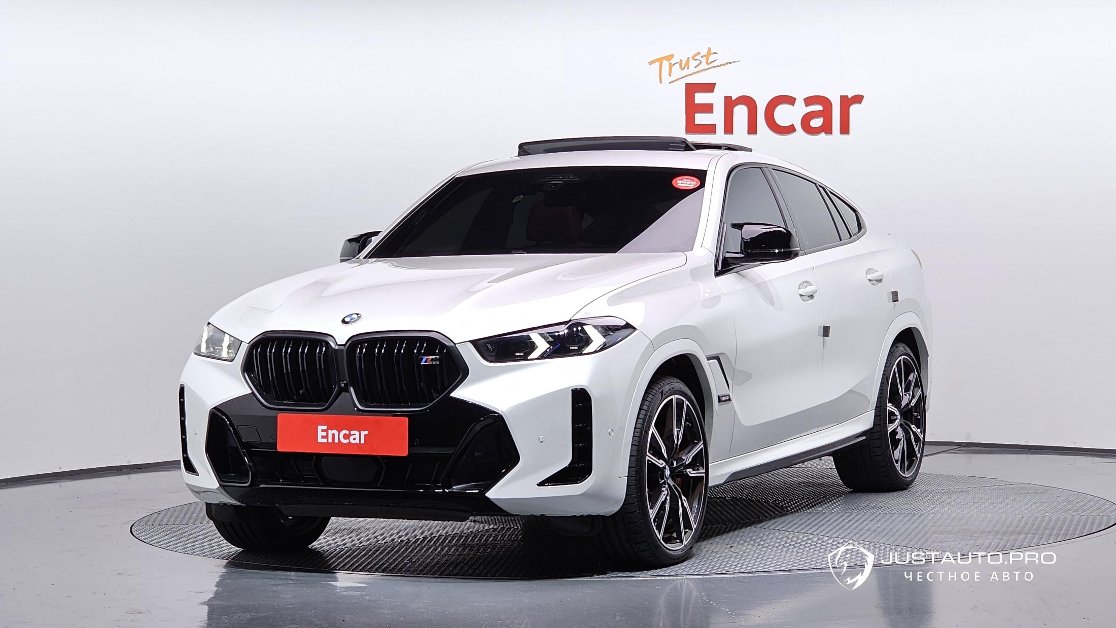 Автомобиль BMW X6