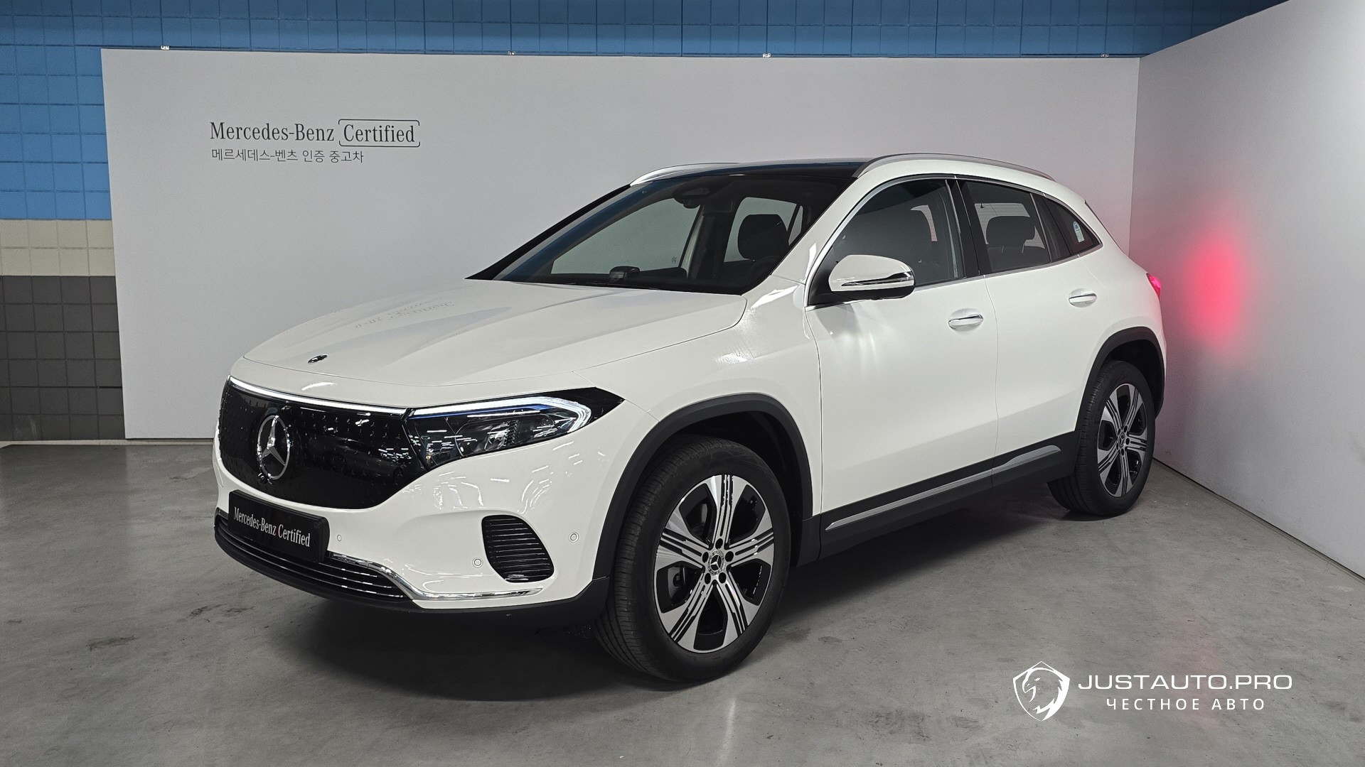 Автомобиль Mercedes-Benz EQA